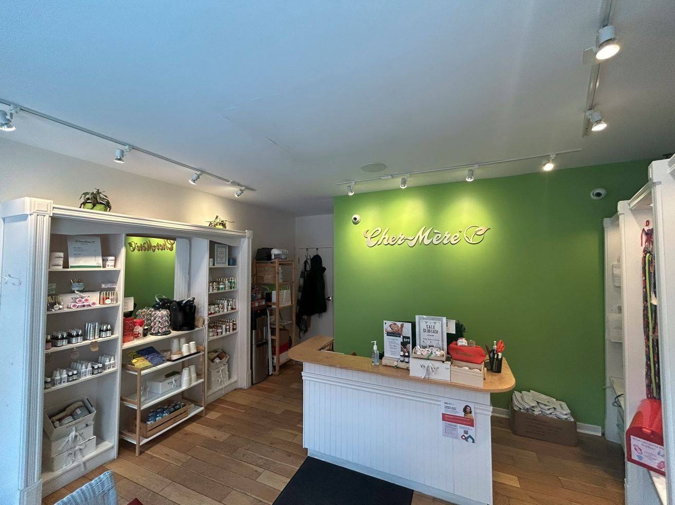 Kingston, ON K7L 1R9,68 Brock ST