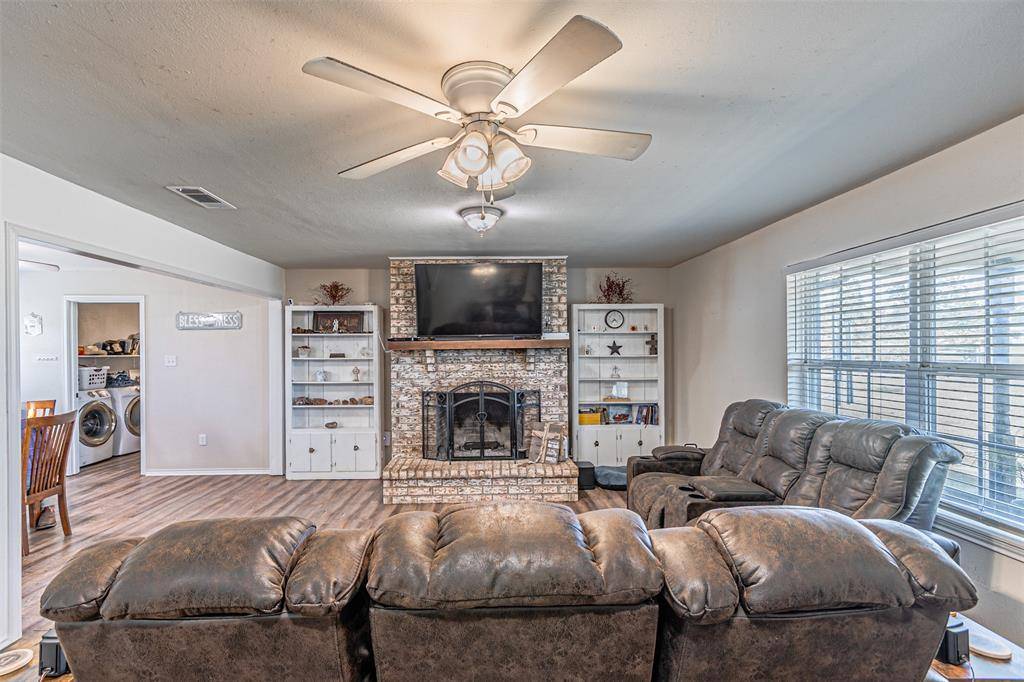 Emory, TX 75440,400 Rs County Road 3130