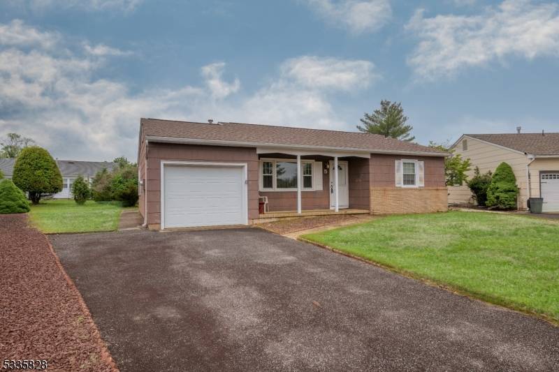 Berkeley Twp., NJ 08757,5 Wiltshire Ct