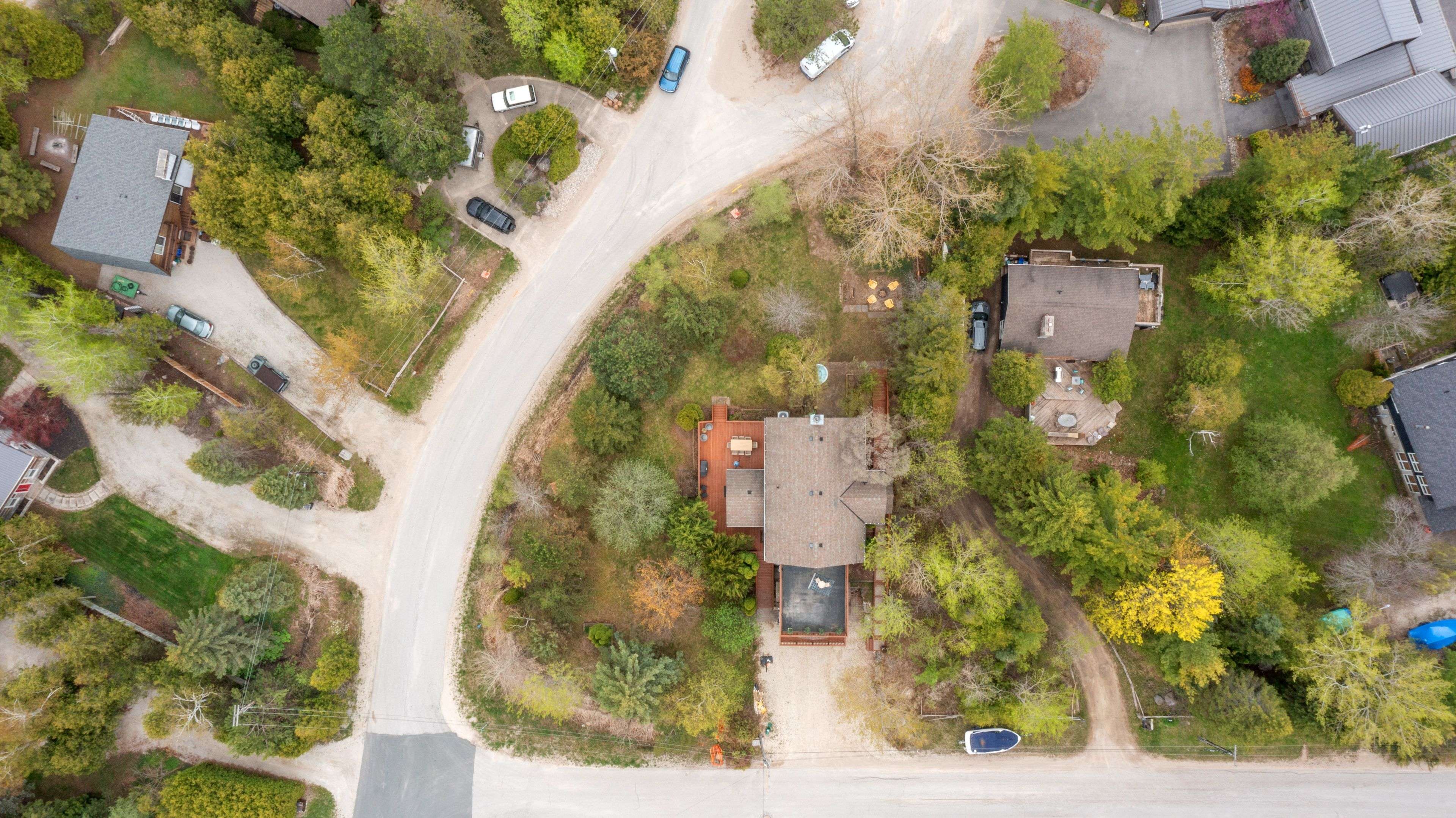 Blue Mountains, ON N0H 2P0,169 LAKEWOOD DR