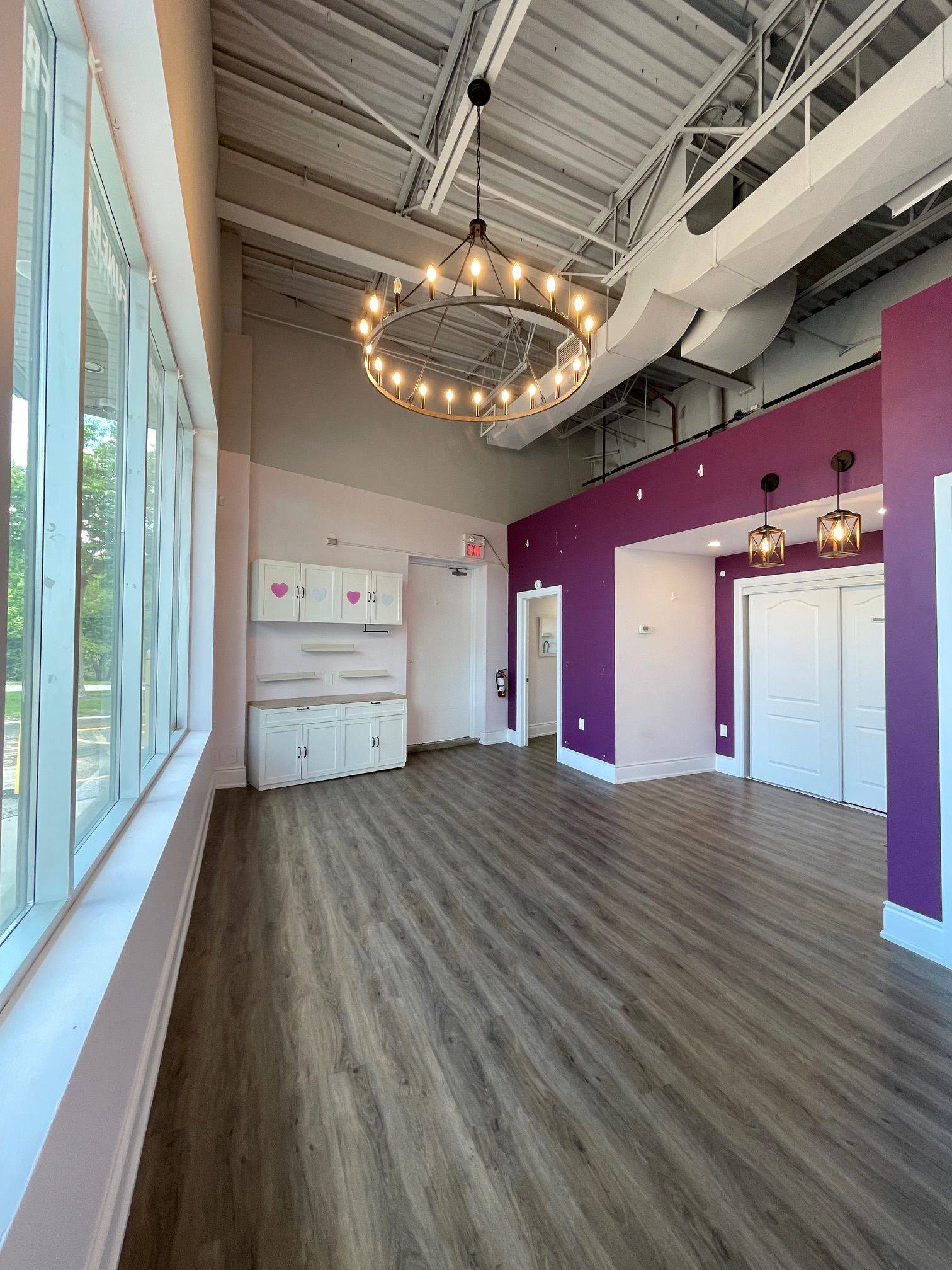 Vaughan, ON L4H 1M3,75 Napa Valley AVE #1