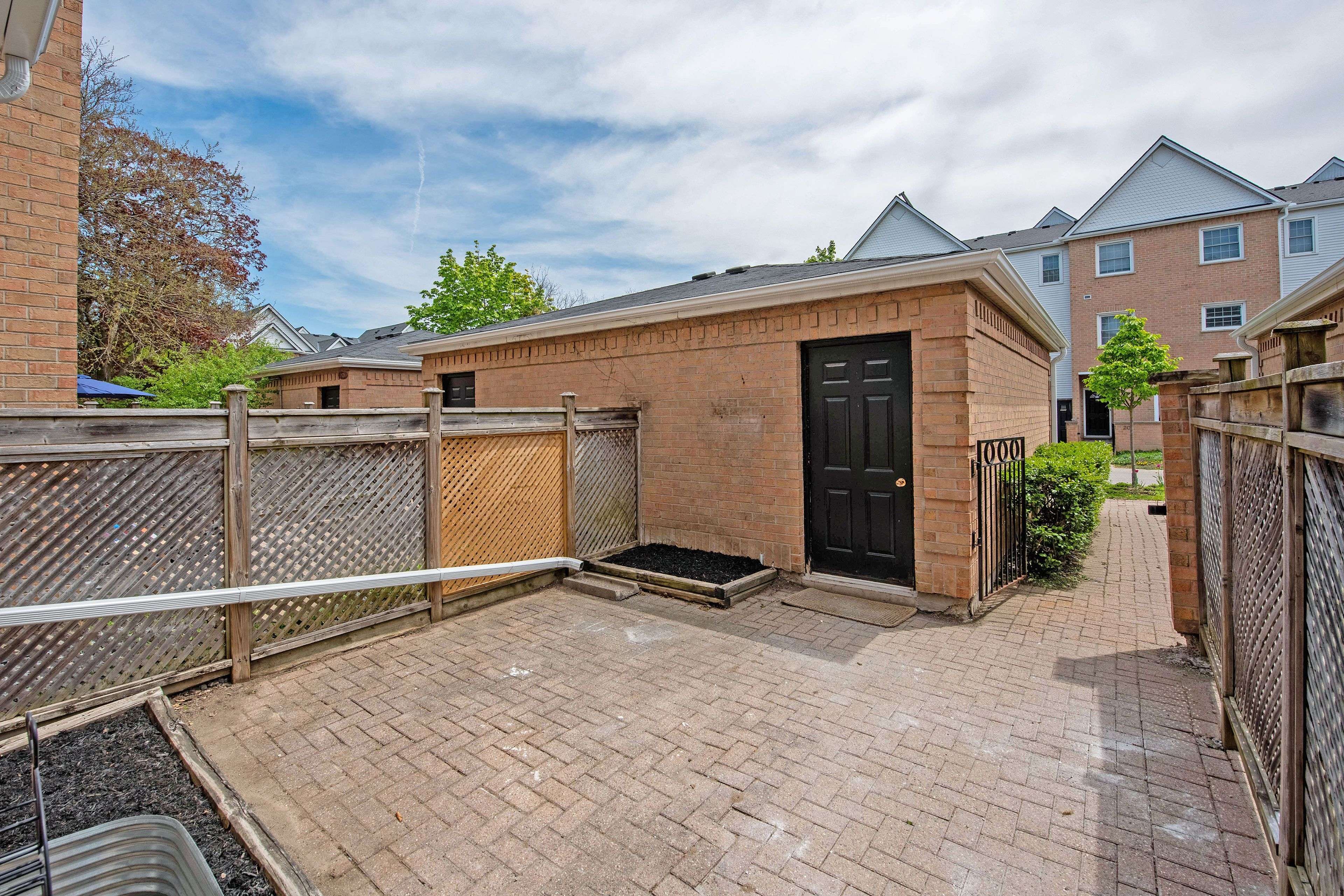 London North, ON N6G 4W2,1570 RICHMOND ST #48