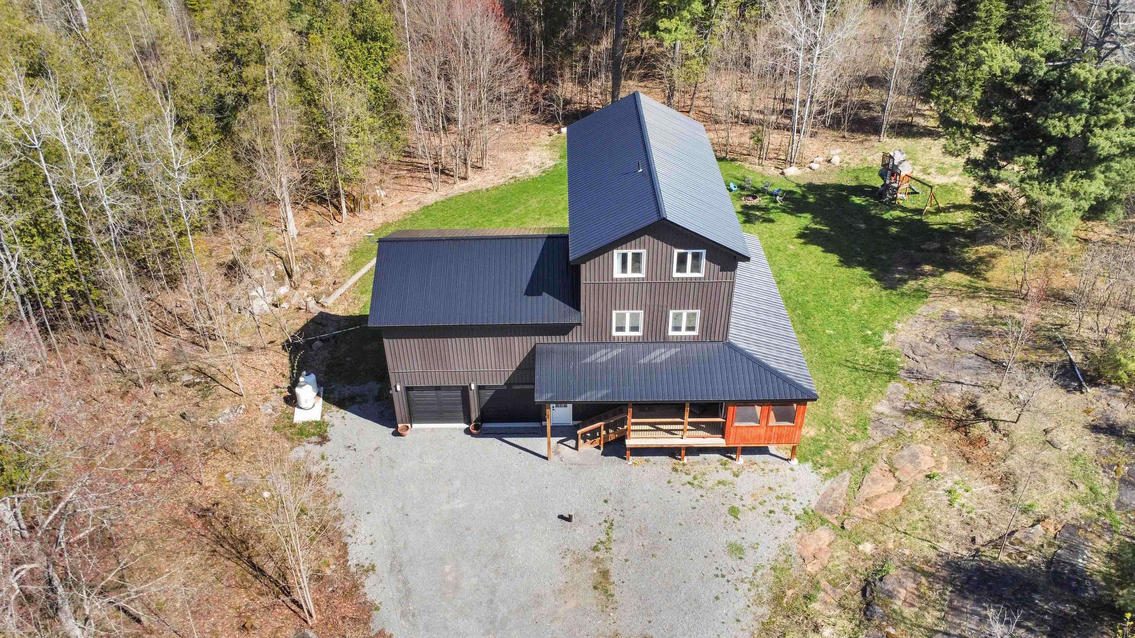 Mississippi Mills, ON K0A 2X0,628 Sugar Bush RD