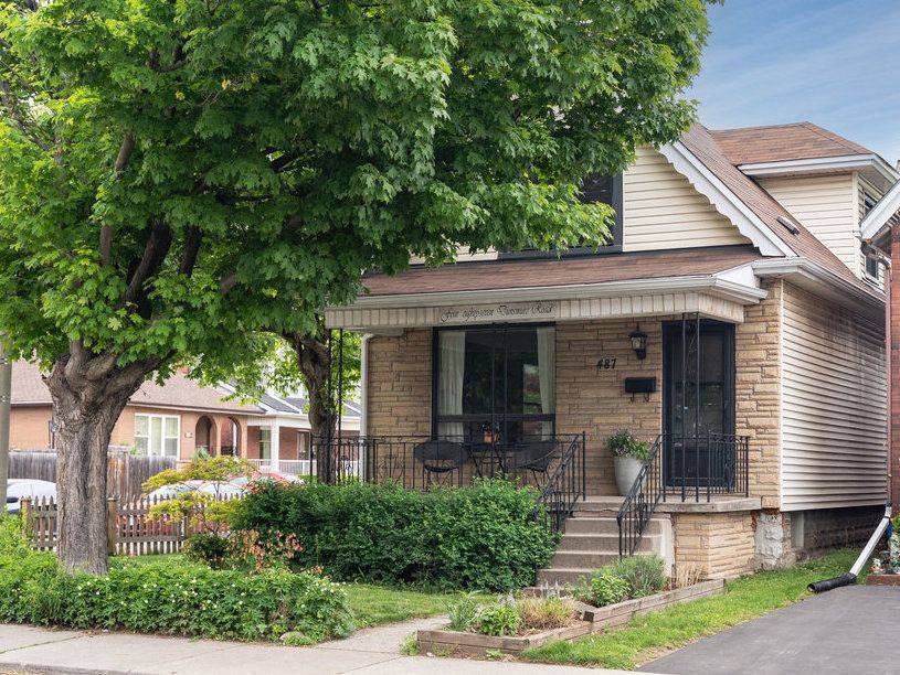 Hamilton, ON L8H 1G8,487 Dunsmure RD