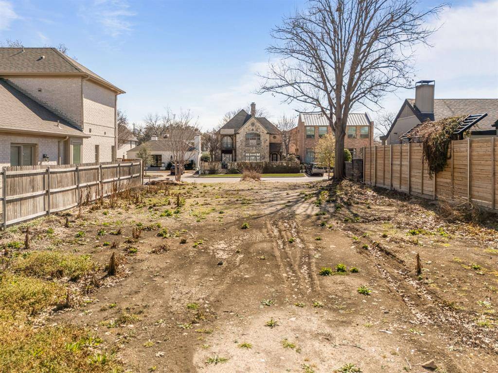 Fort Worth, TX 76107,4624 Harley Avenue