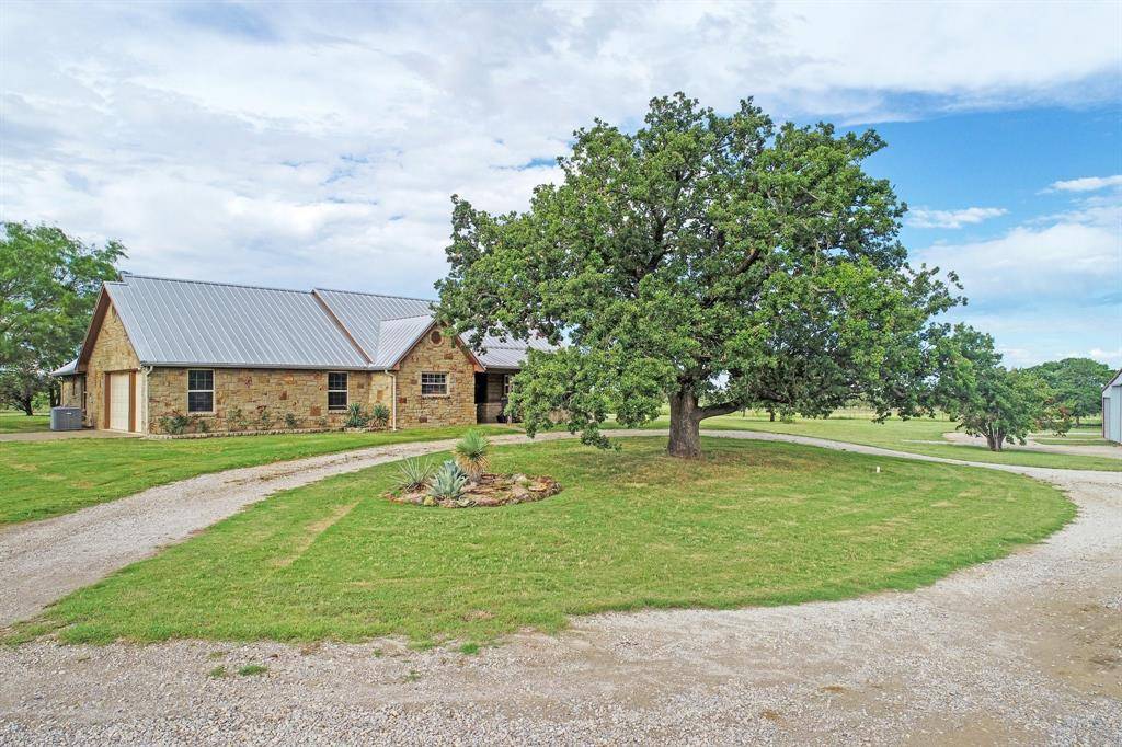 Mineral Wells, TX 76067,500 Saddleview Court