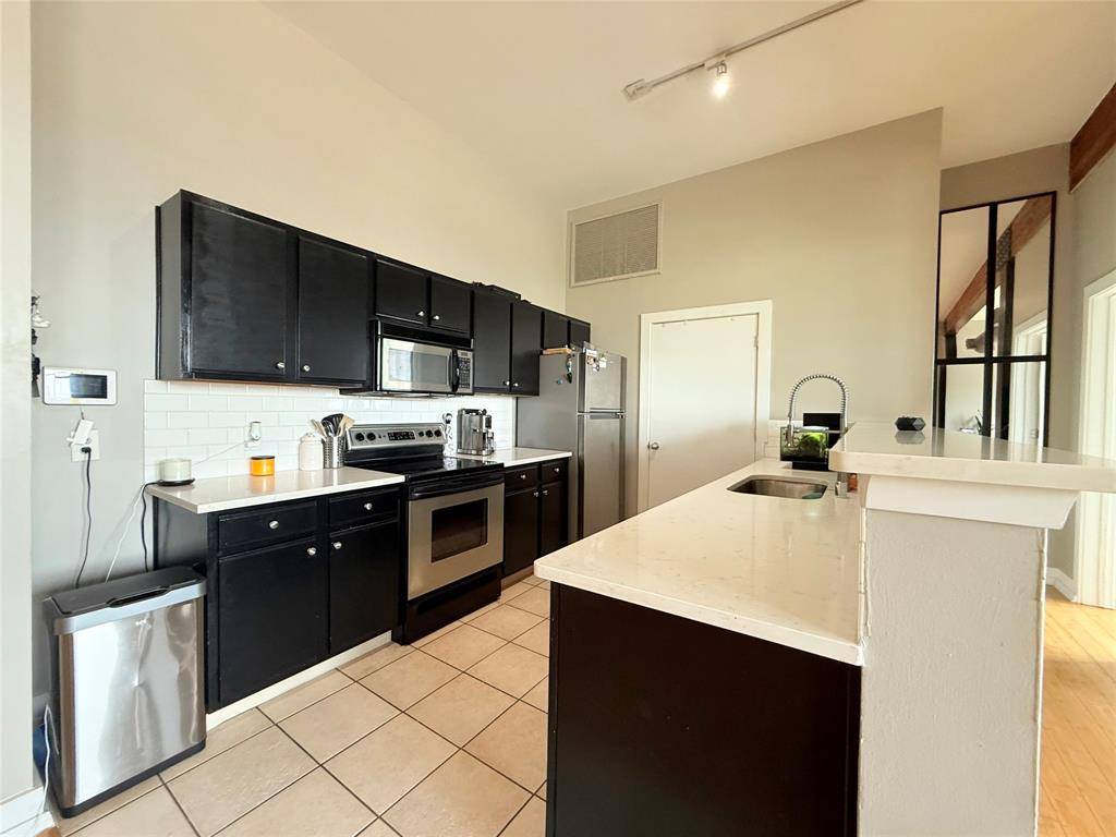 Dallas, TX 75204,2502 Live Oak Street #309