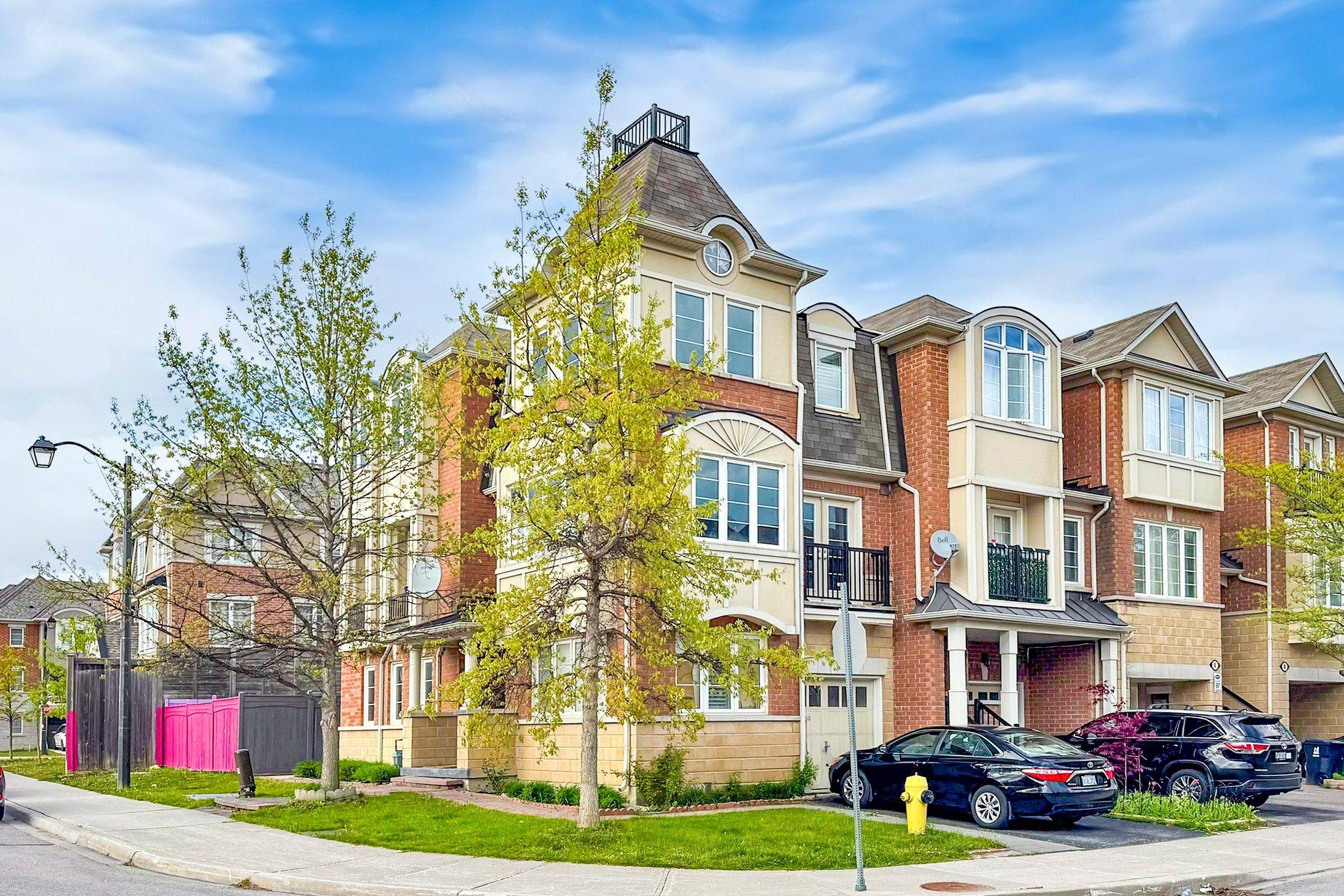 Toronto E04, ON M1L 0C1,60 Deans DR E