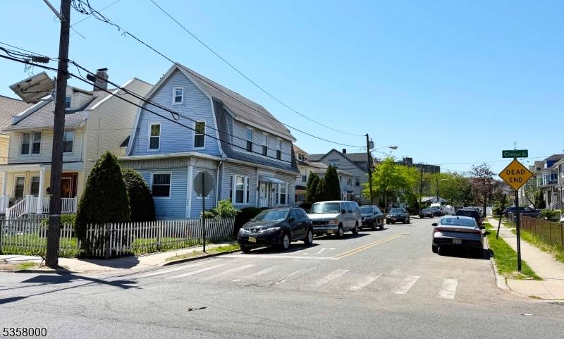 Elizabeth City, NJ 07208,332 Chilton St