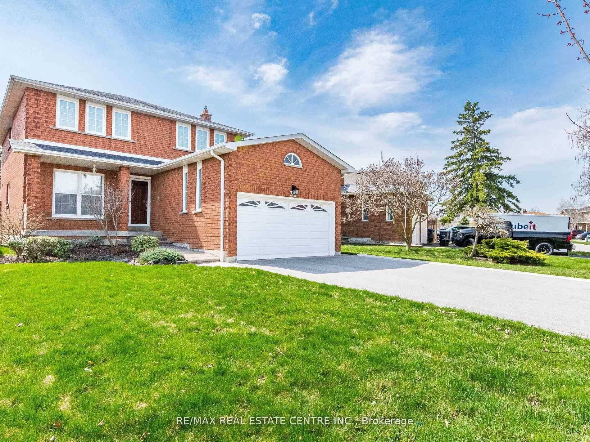 Brampton, ON L6W 3Y5,34 Inverary DR