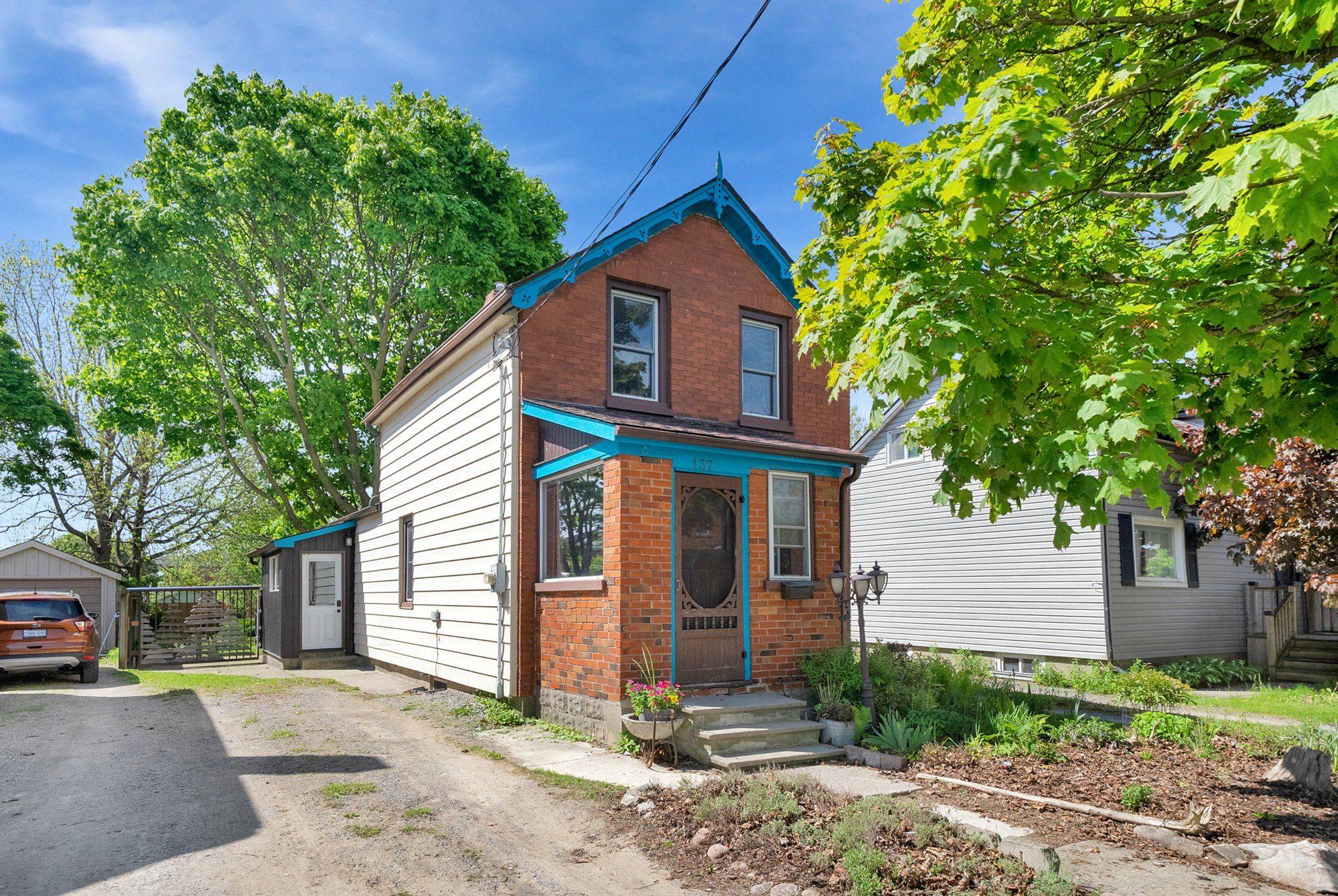 Cobourg, ON K9A 2H1,137 University AVE W