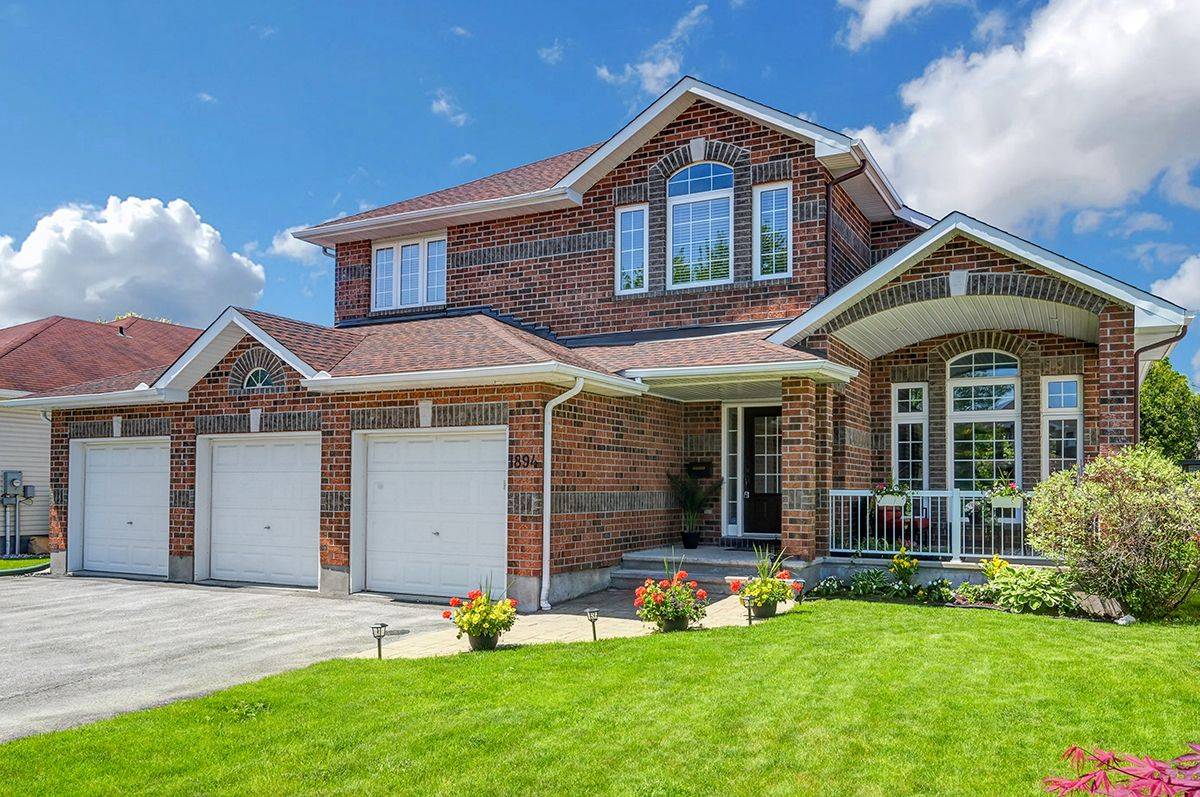 Orleans - Cumberland And Area, ON K4A 4P9,1894 Springridge DR