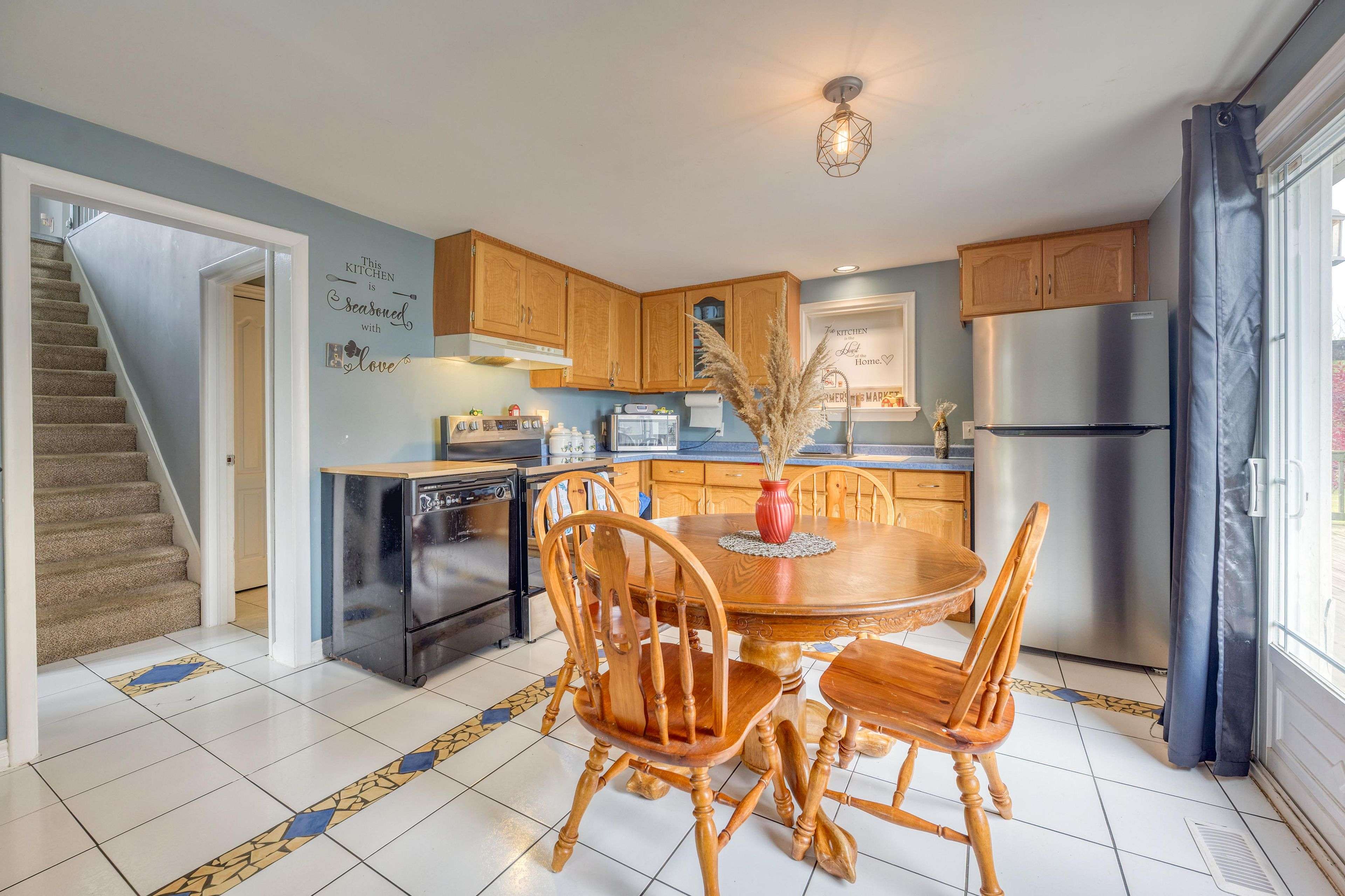 Sarnia, ON N7T 7H2,2274 Jackson RD