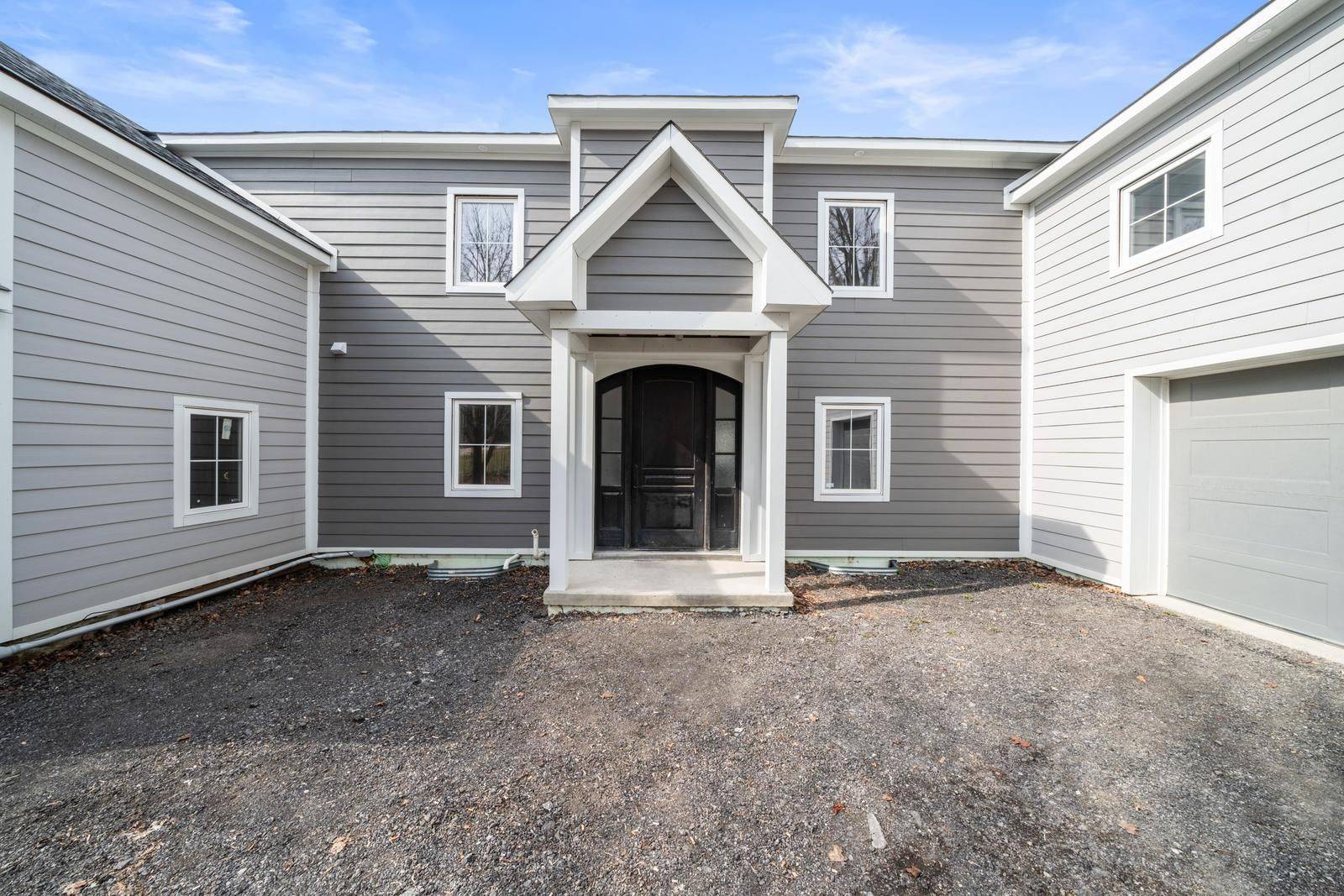Whitchurch-stouffville, ON L4A 2K8,14635 Woodbine AVE