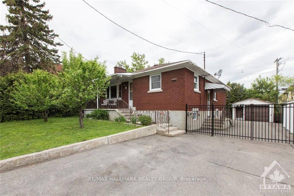 Carlington - Central Park, ON K1Z 8E8,1347 DORCHESTER AVE #A