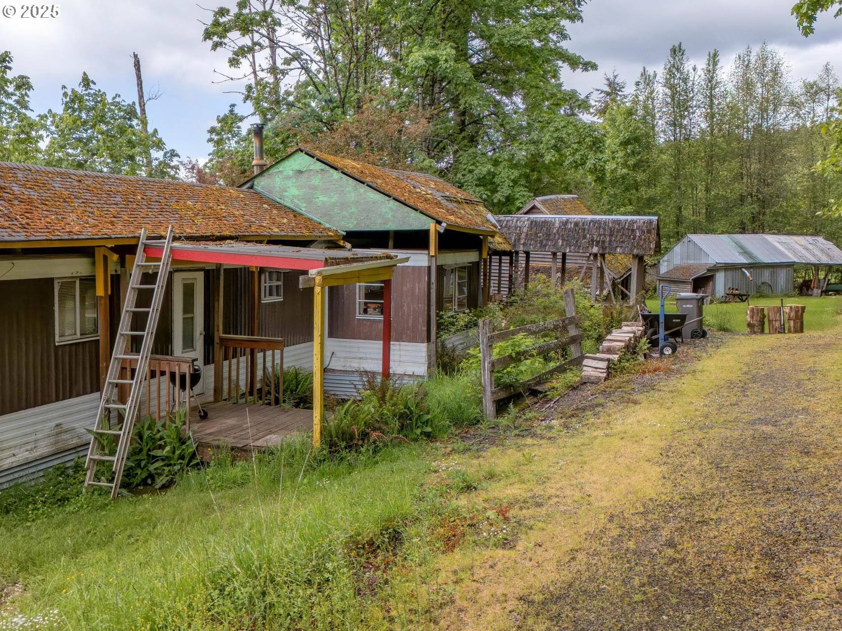 North Plains, OR 97133,25015 NW MORELAND RD
