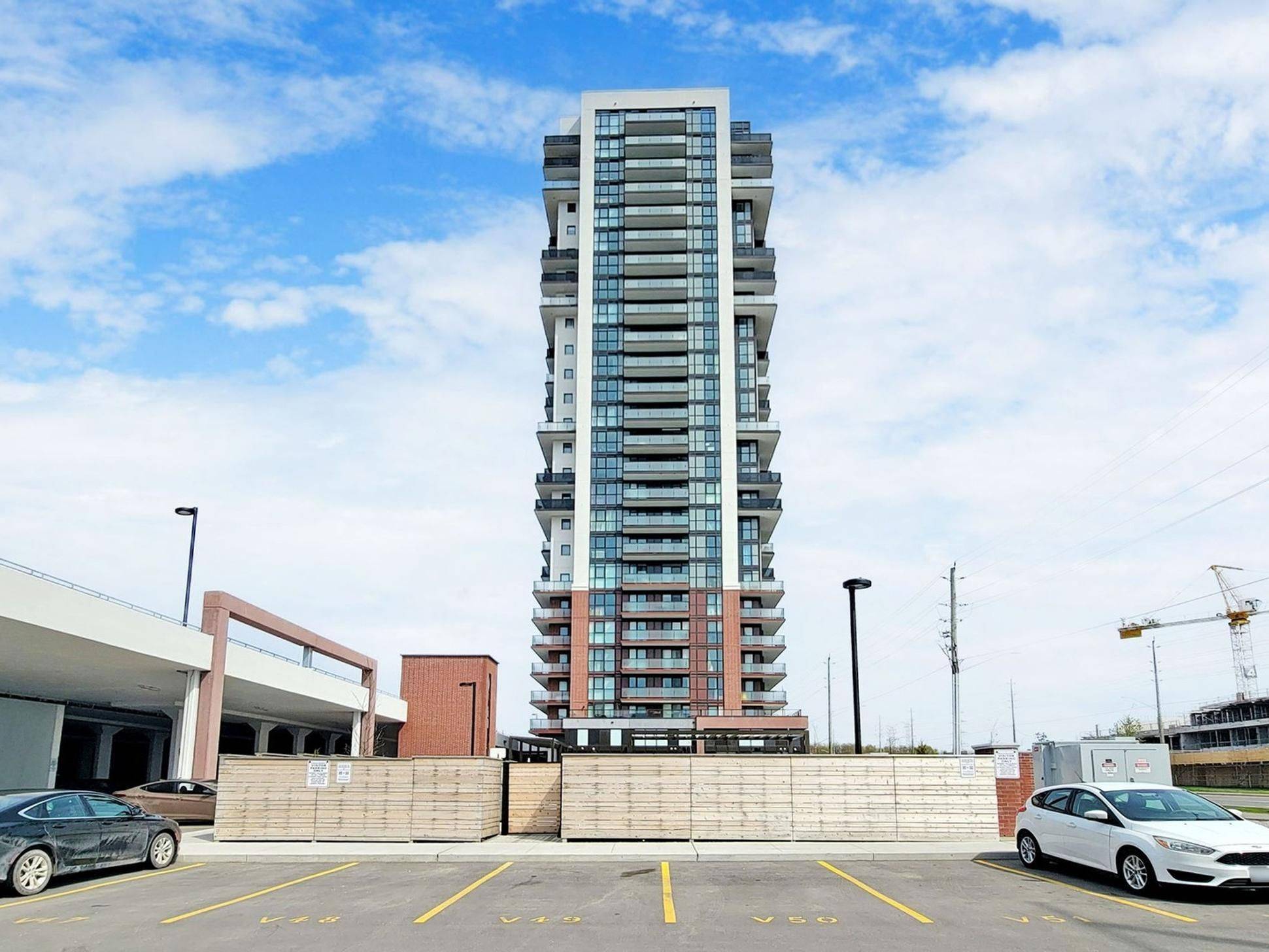 Oshawa, ON L1L 0R5,2550 Simcoe ST N #2020