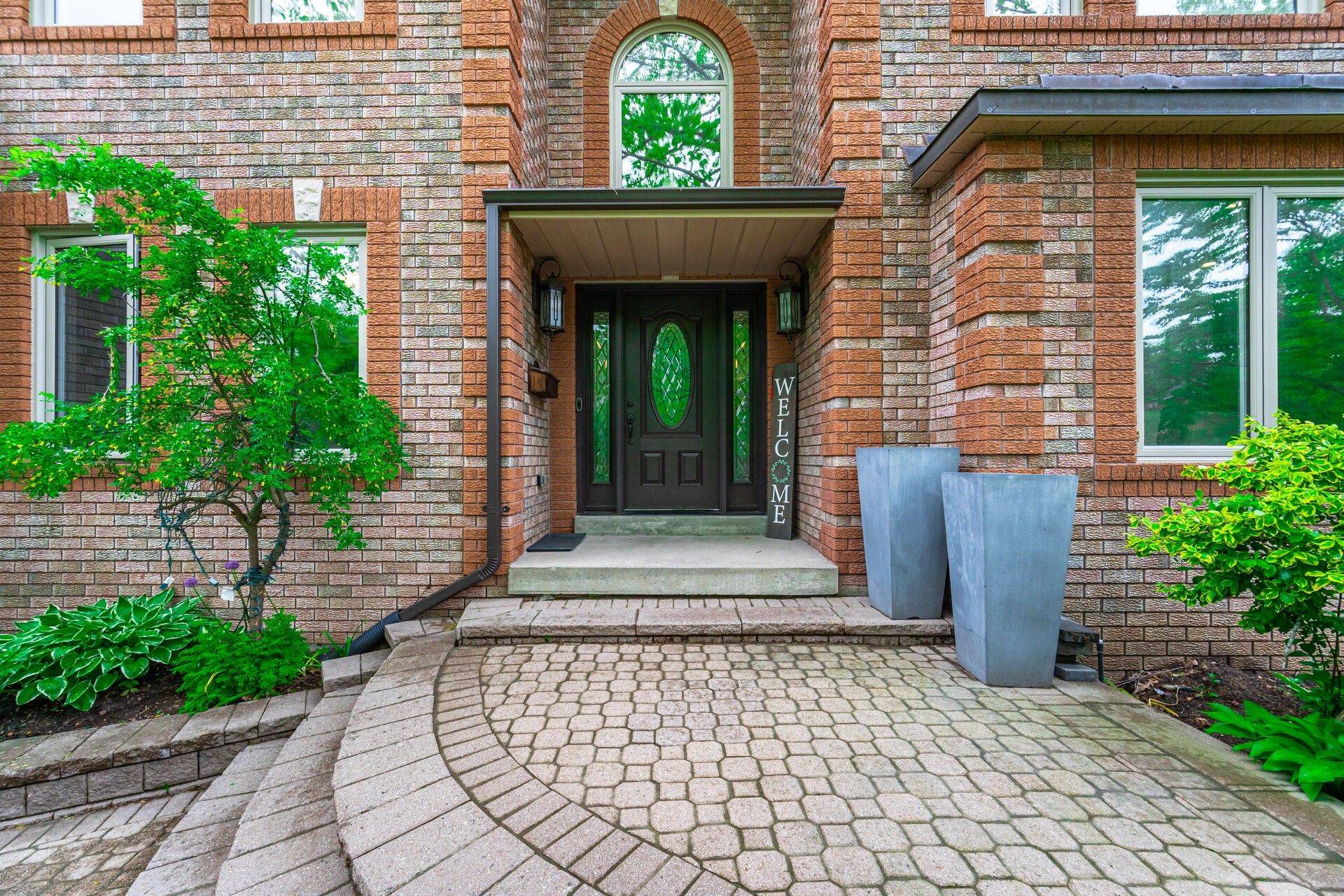 Springwater, ON L9X 0S2,6 Alana DR