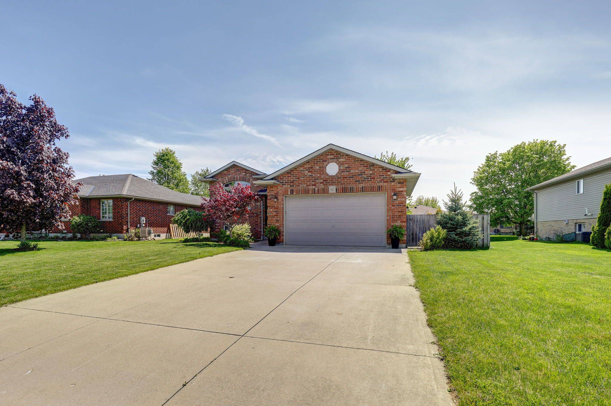 West Perth, ON N0K 1N0,62 Park LN