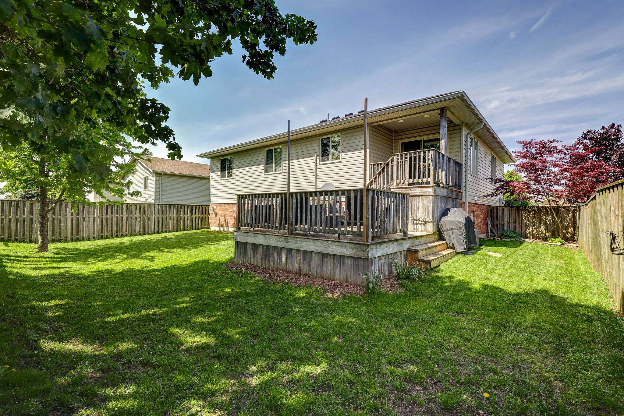 West Perth, ON N0K 1N0,62 Park LN