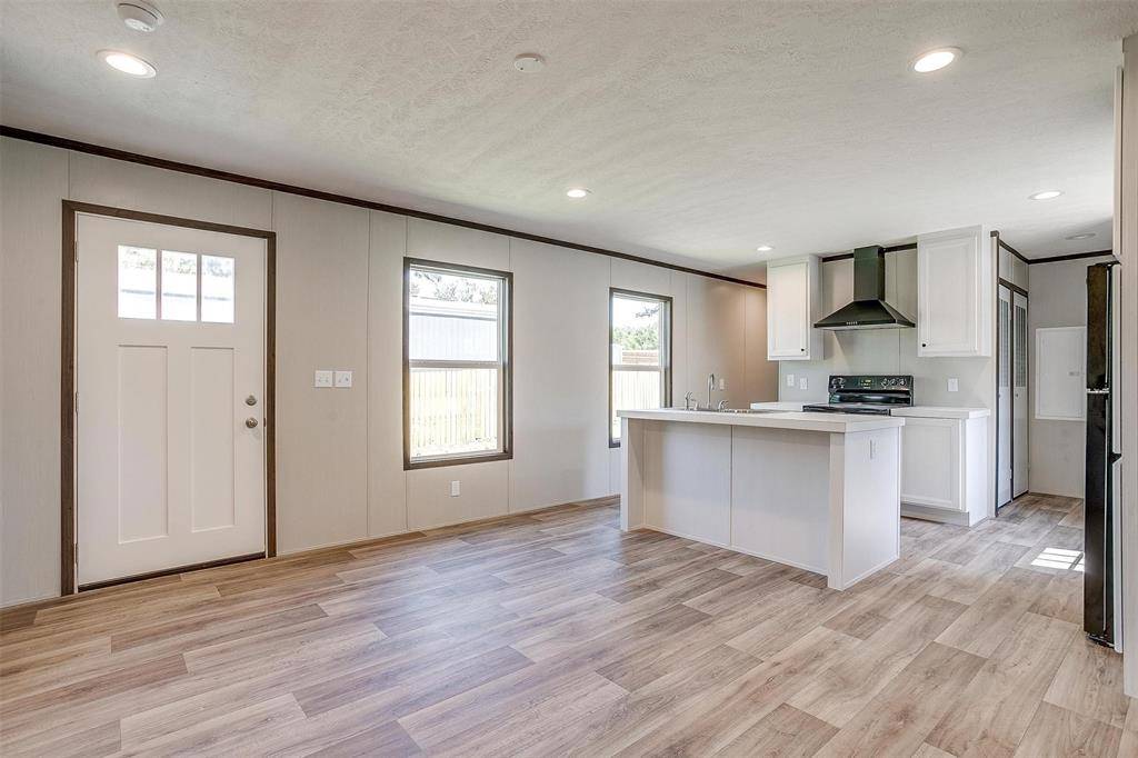 Granbury, TX 76048,5701 Texas Trail