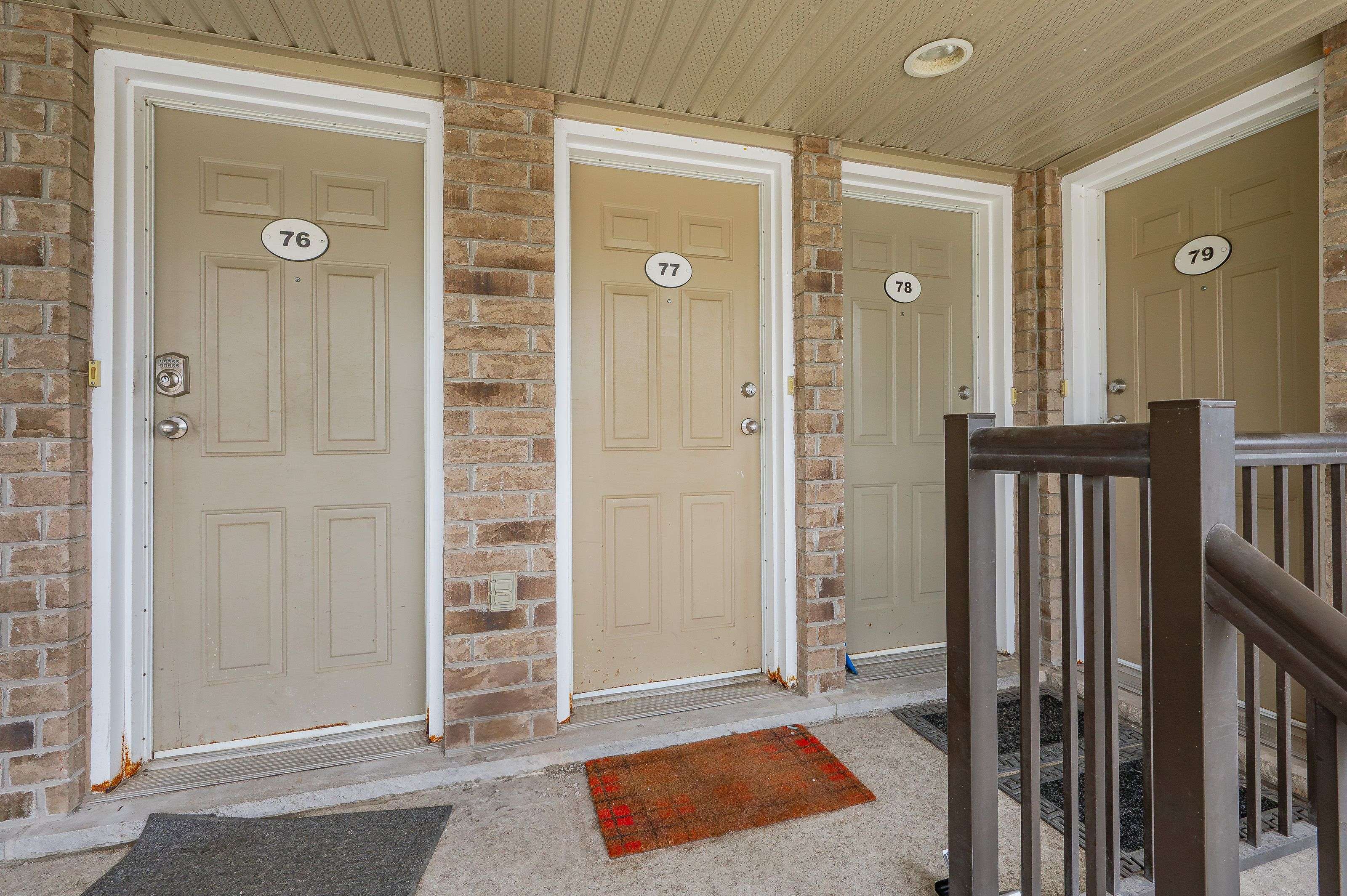 Guelph, ON N1E 0G6,35 Mountford DR #77