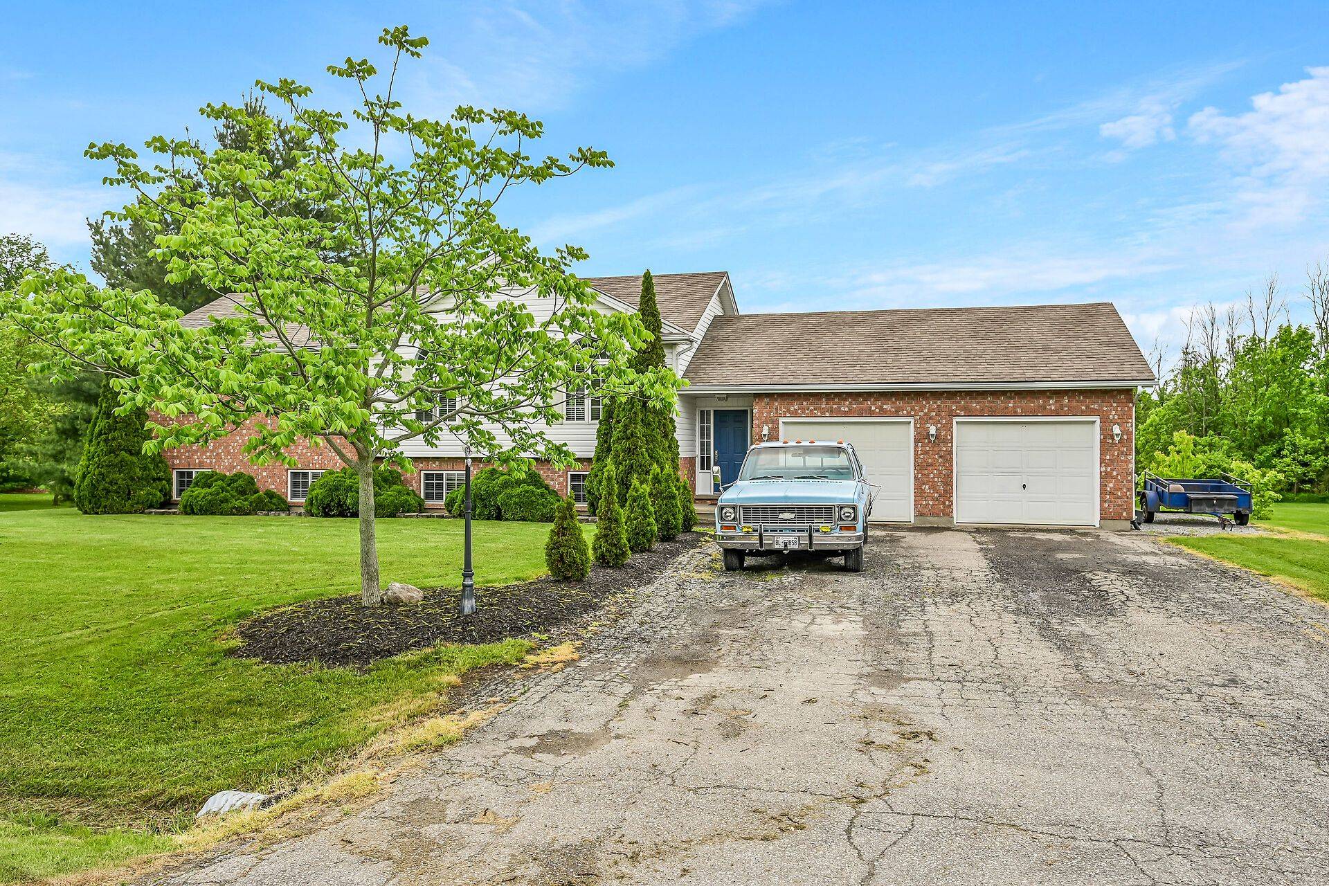 West Lincoln, ON L0R 2J0,5271 Beavercreek CRES