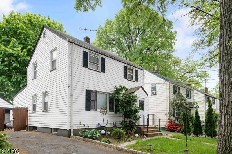 Hillside Twp., NJ 07205,420 Hollywood Ave
