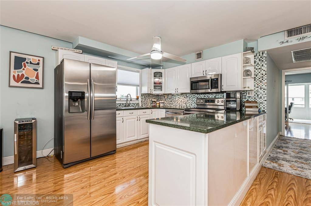West Palm Beach, FL 33417,380 Wellington K #308