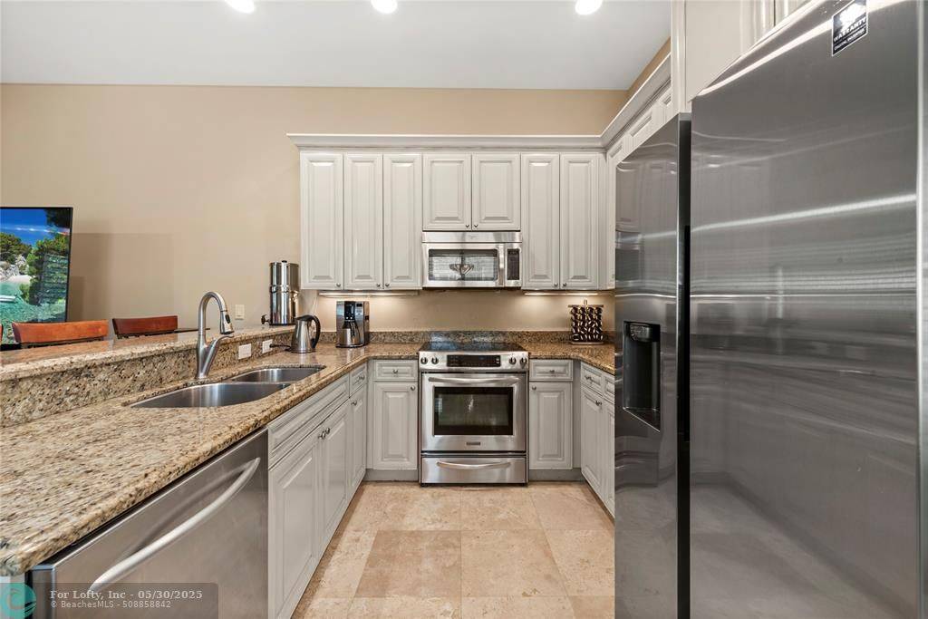 Fort Lauderdale, FL 33315,423 SW 16th St