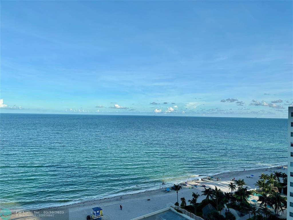 Hollywood, FL 33019,3725 S Ocean Dr  #1612