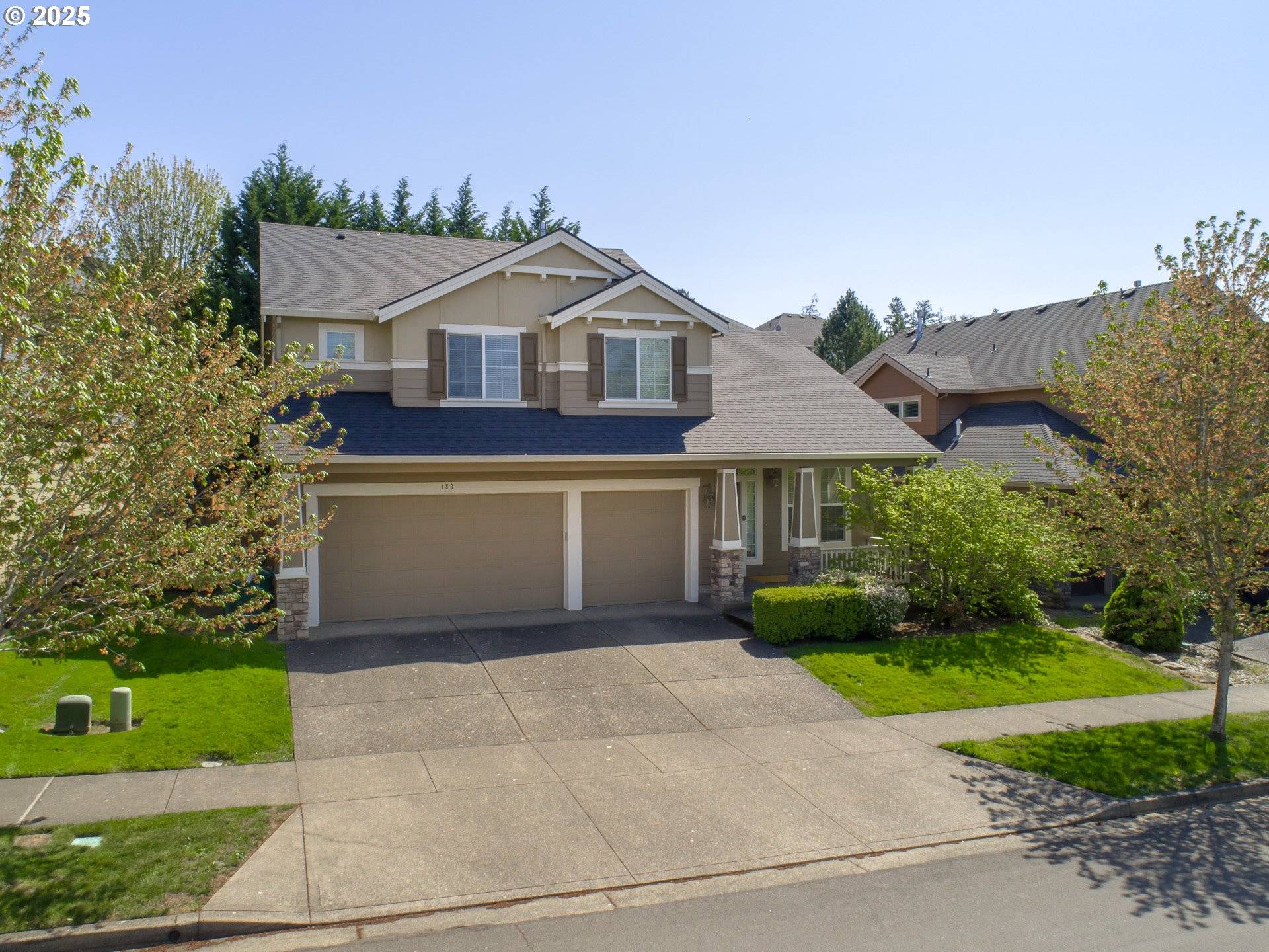 Newberg, OR 97132,180 N The Greens AVE