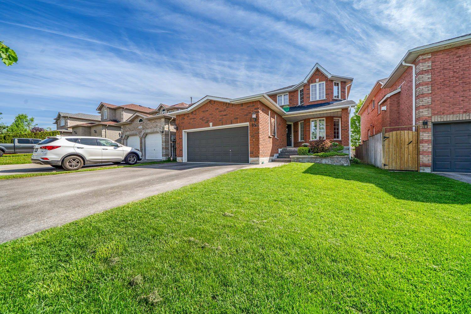 Barrie, ON L4M 6X2,95 Livia Herman WAY