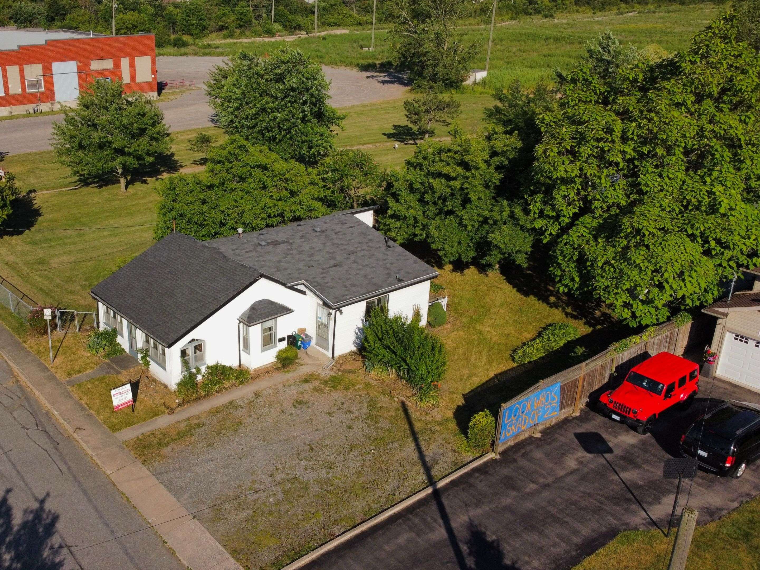 St. Catharines, ON L2P 2H4,18 Phelps ST