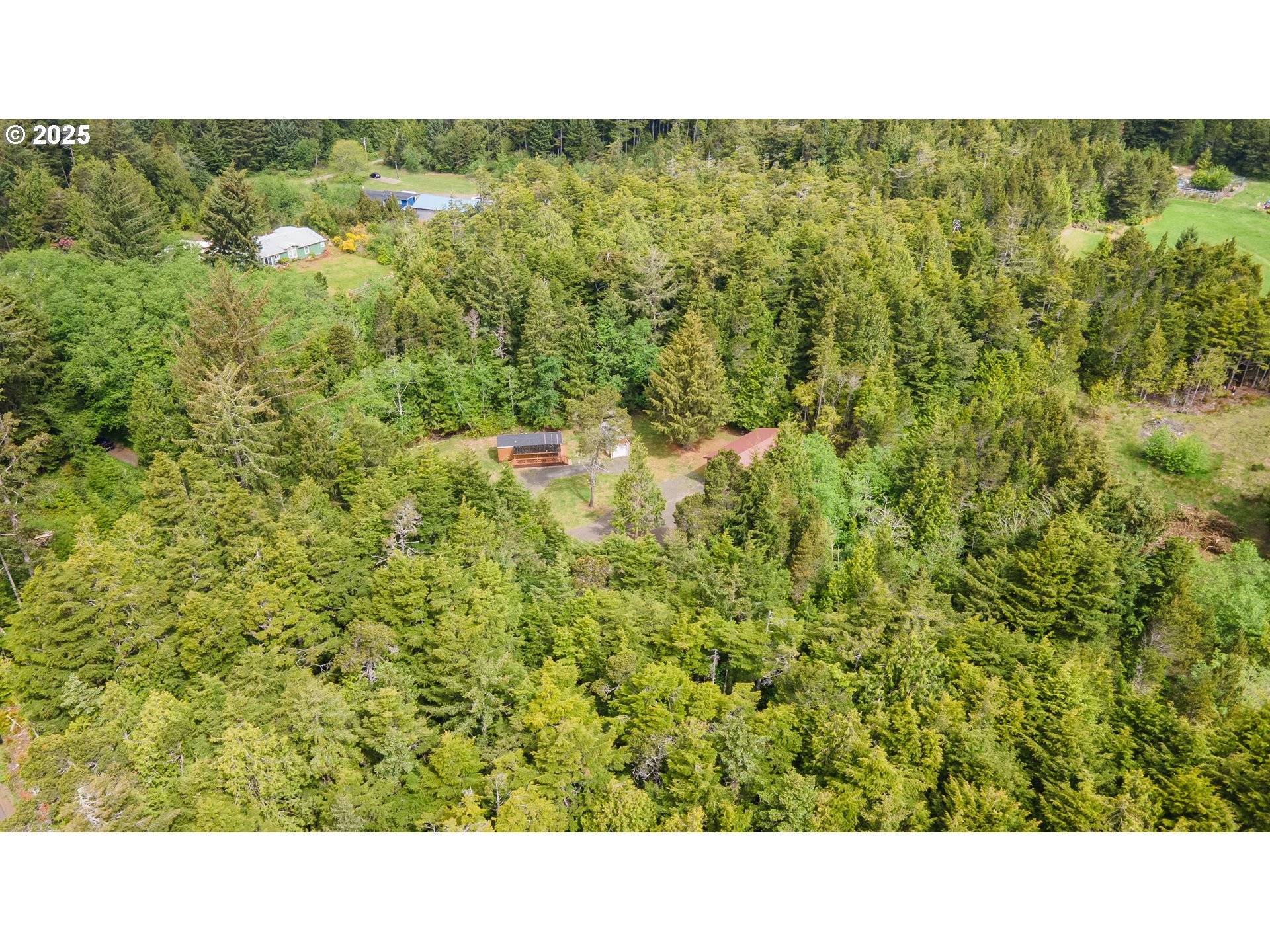 Waldport, OR 97394,5319 SW FLANSBERG RD