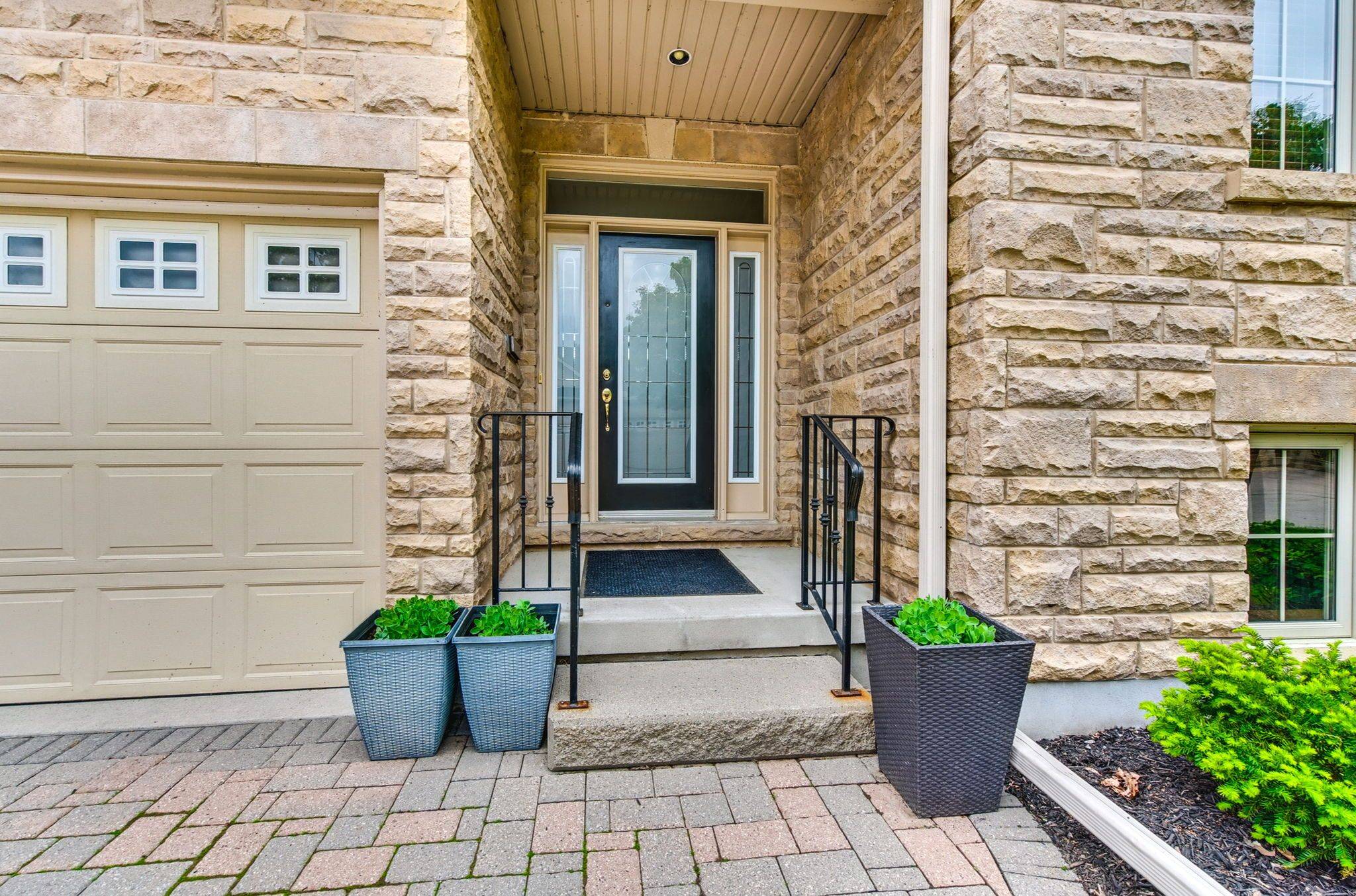 St. Catharines, ON L2N 7S9,35 Scullers WAY #16