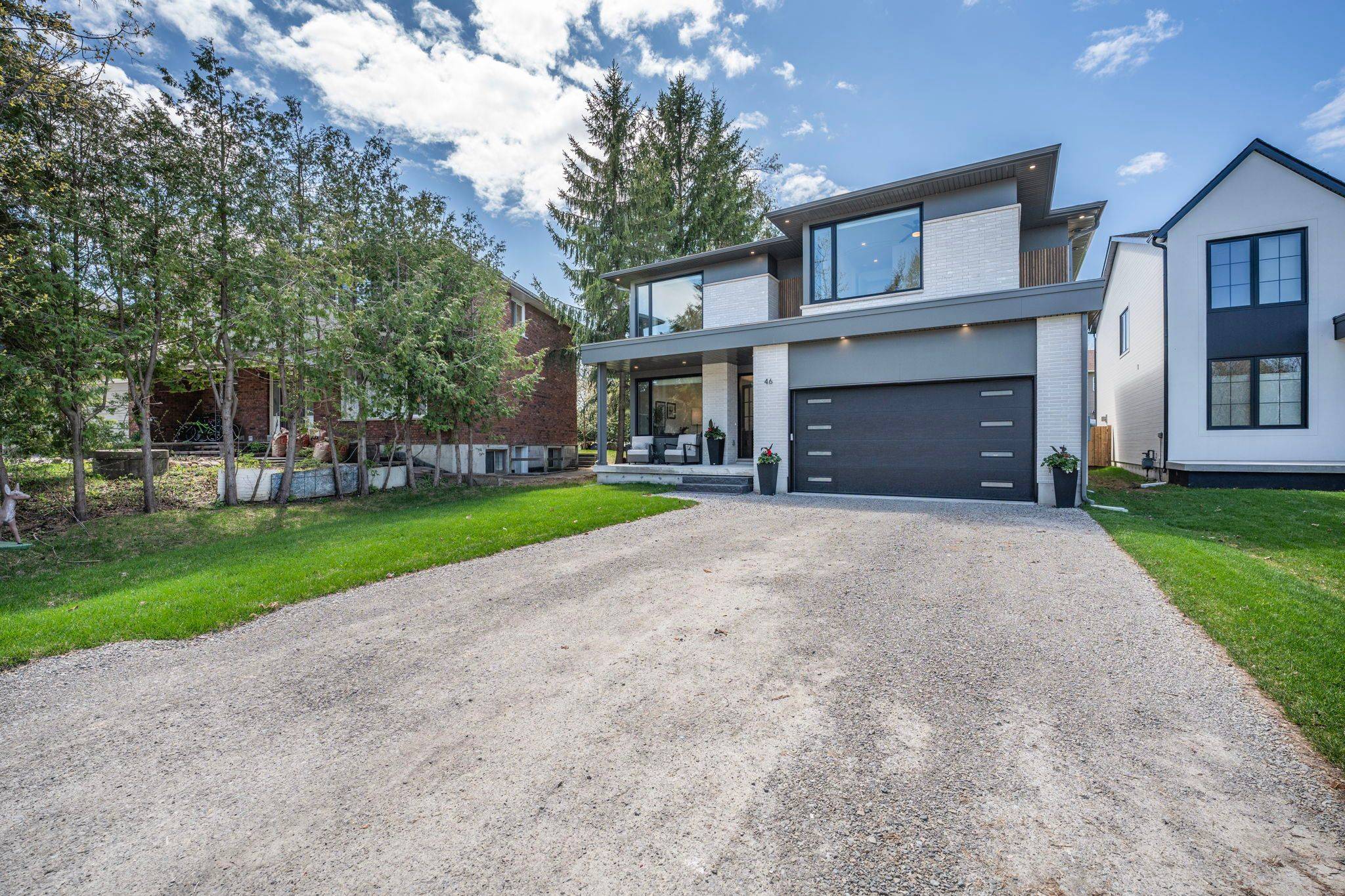 Barrie, ON L4N 7T1,46 Tyndale RD
