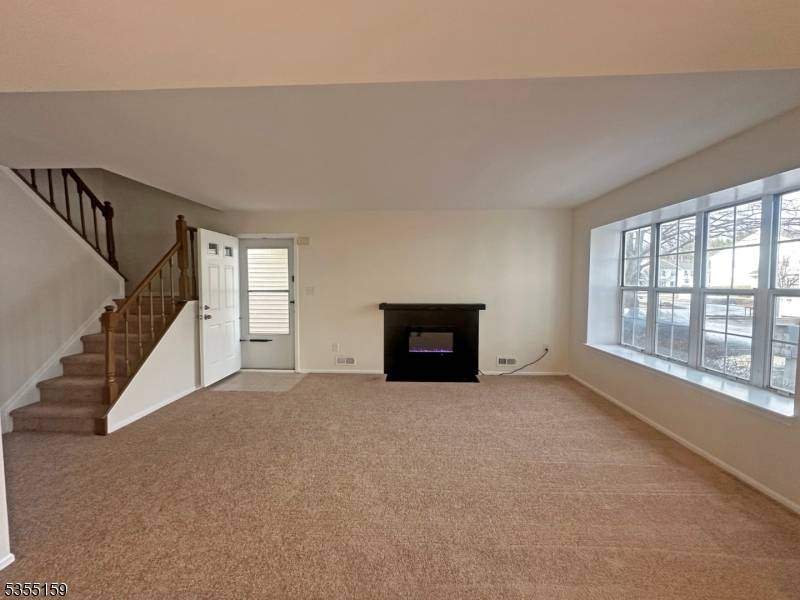 Franklin Twp., NJ 08873,26 Almond Dr