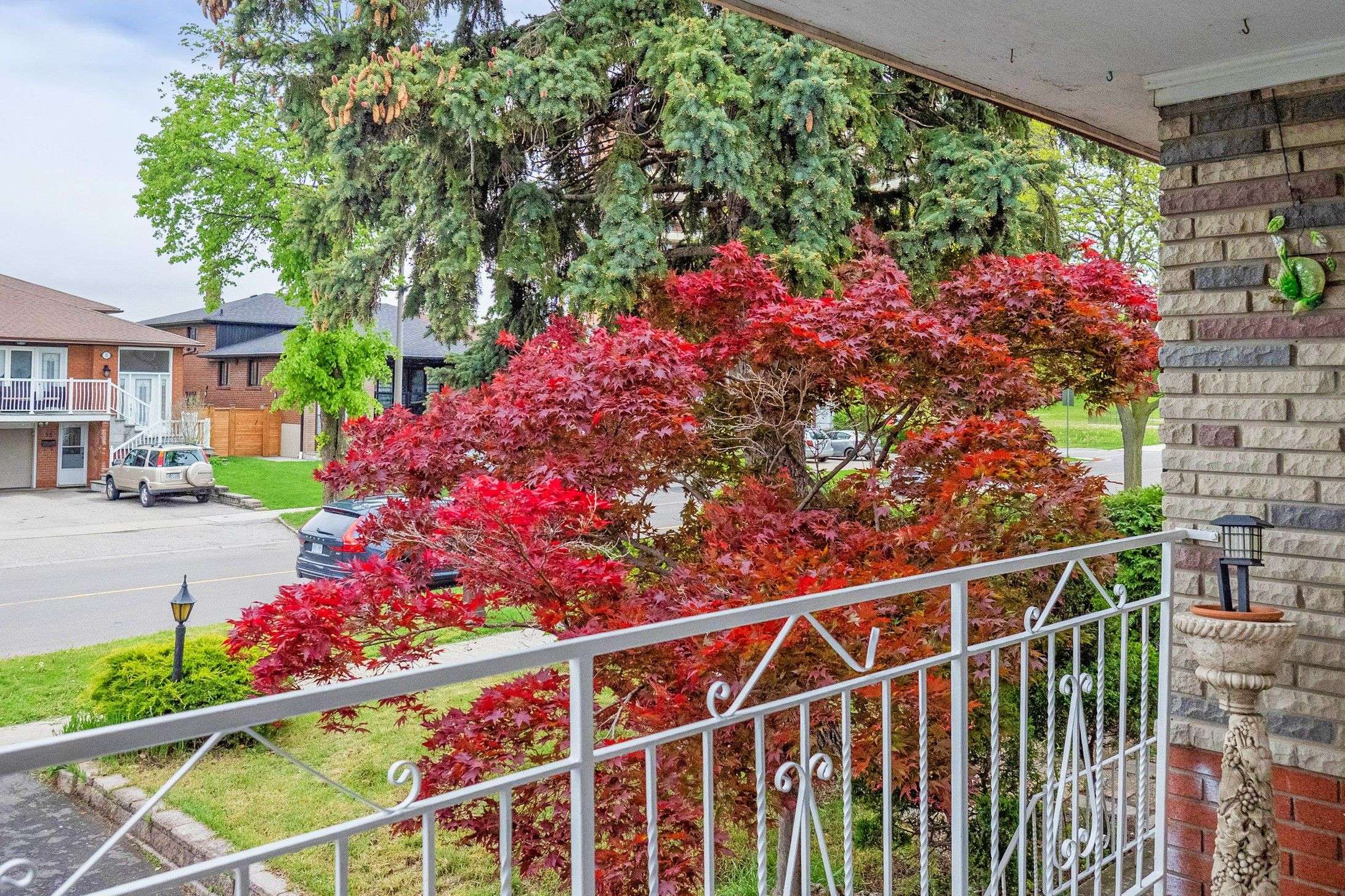 Toronto C15, ON M2J 4C8,29 Clipper RD
