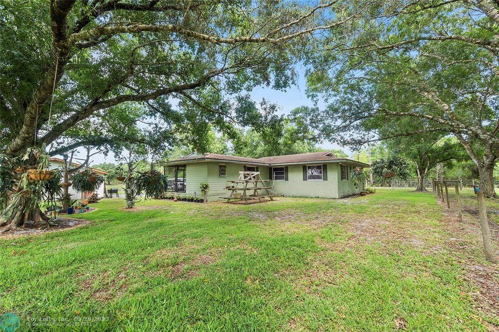 Fort Pierce, FL 34945,10120 W Midway Rd