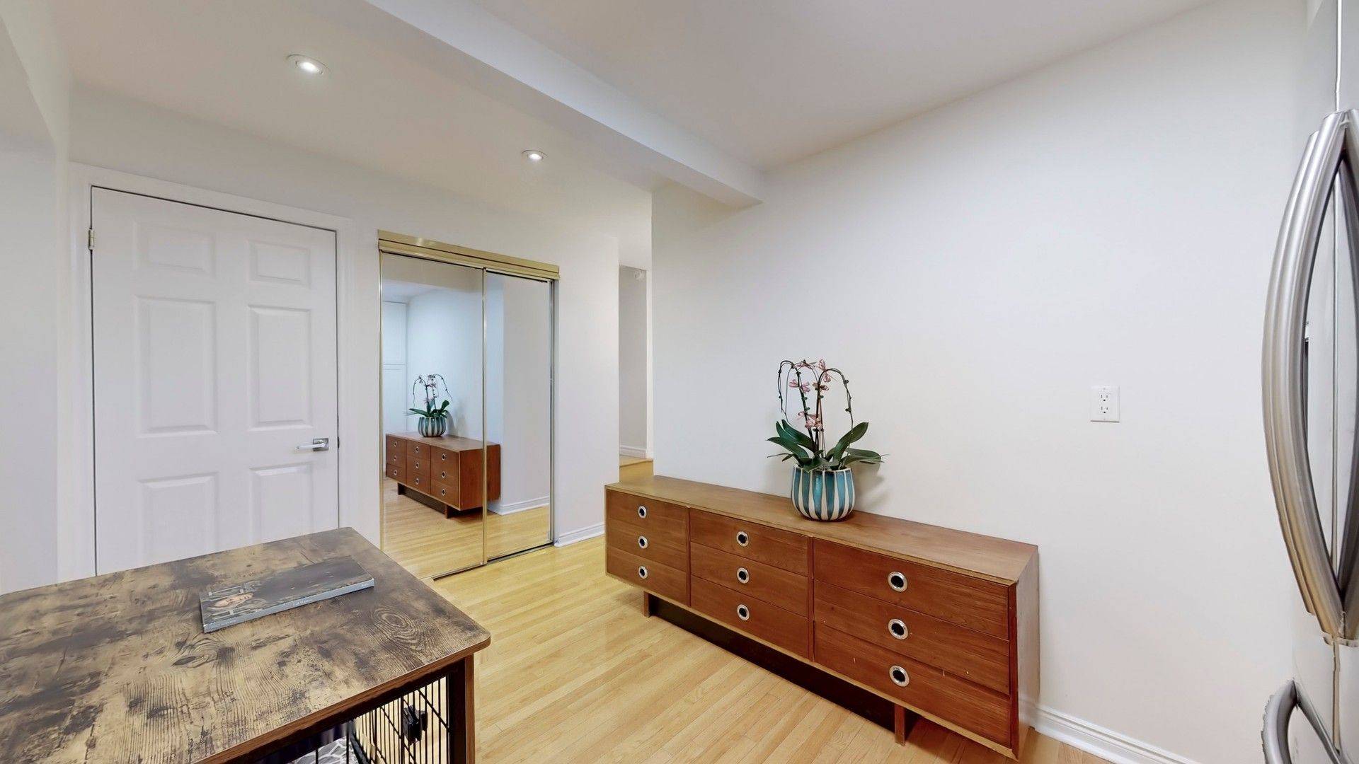 Toronto E07, ON M1V 1E3,99 Brimwood BLVD #76