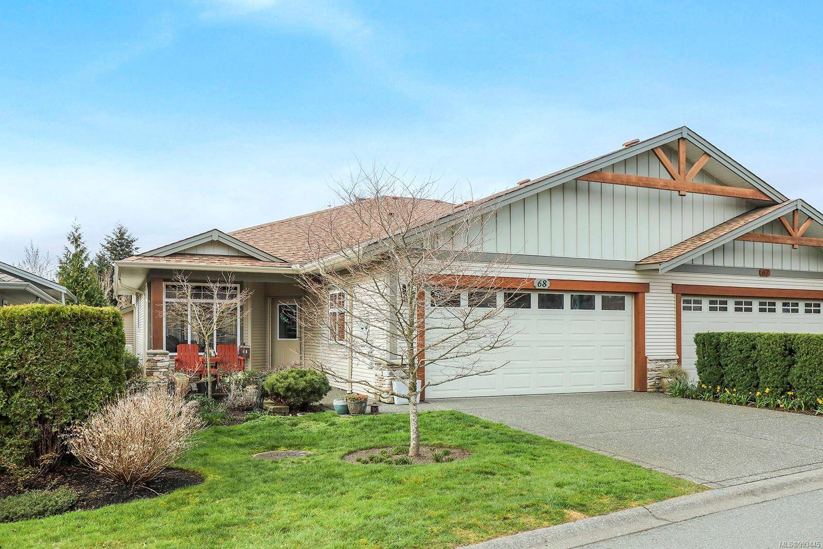 Comox, BC V9M 4J2,2300 Murrelet Dr #68