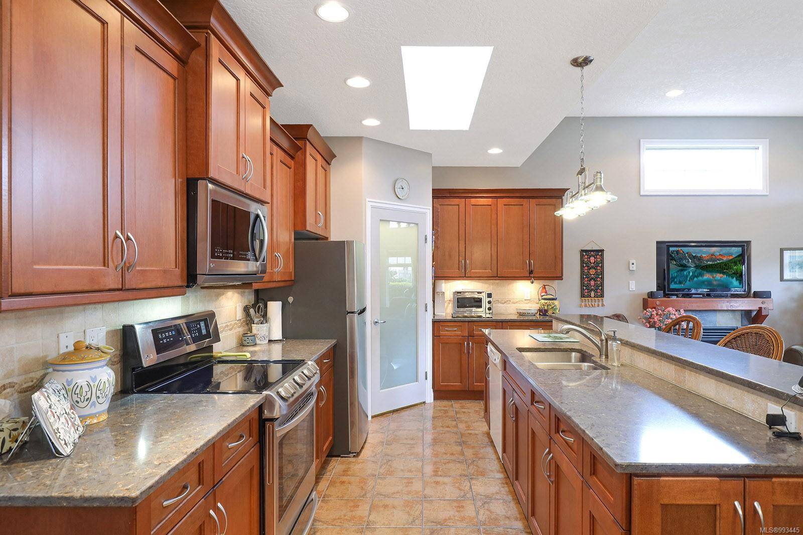 Comox, BC V9M 4J2,2300 Murrelet Dr #68