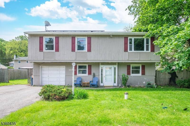 Green Twp., NJ 07821,110 Shore Rd