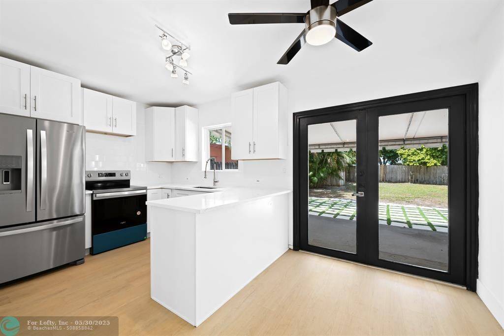 Fort Lauderdale, FL 33304,1113 N Victoria Park Rd