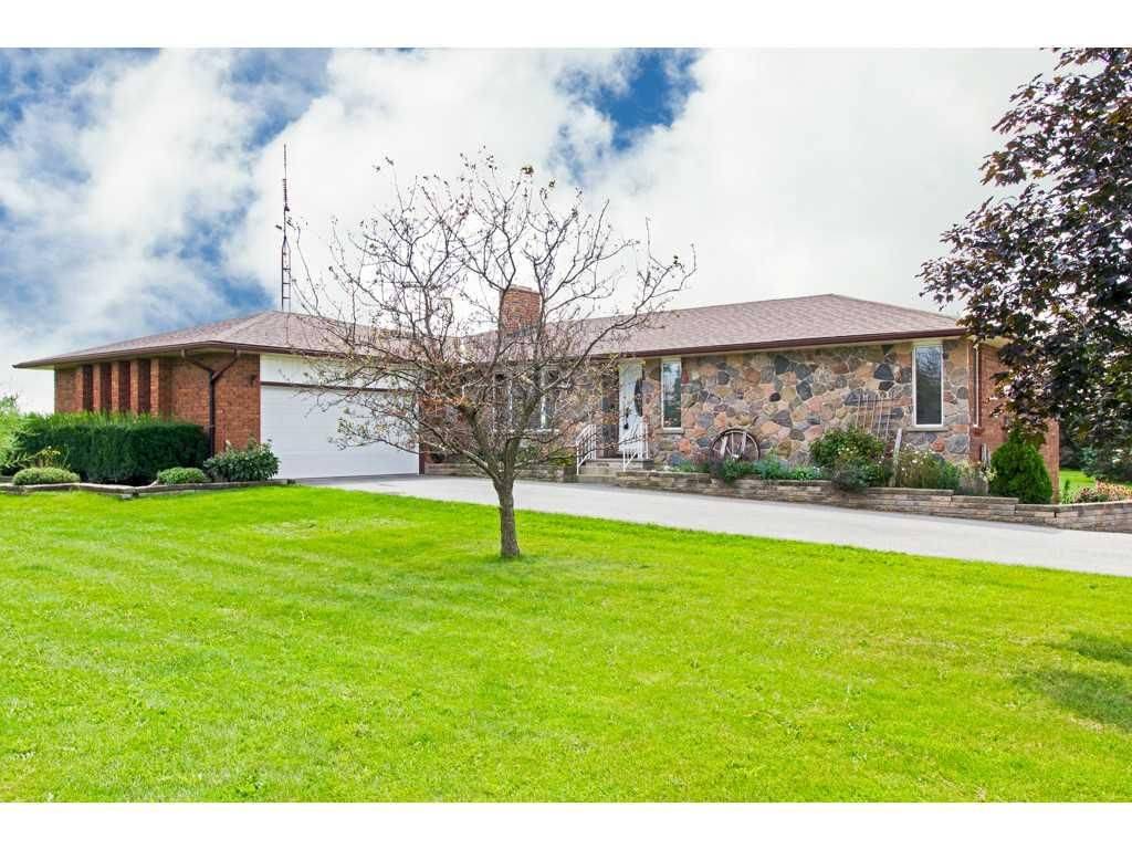 West Lincoln, ON L0R 1Y0,2397 Patterson RD
