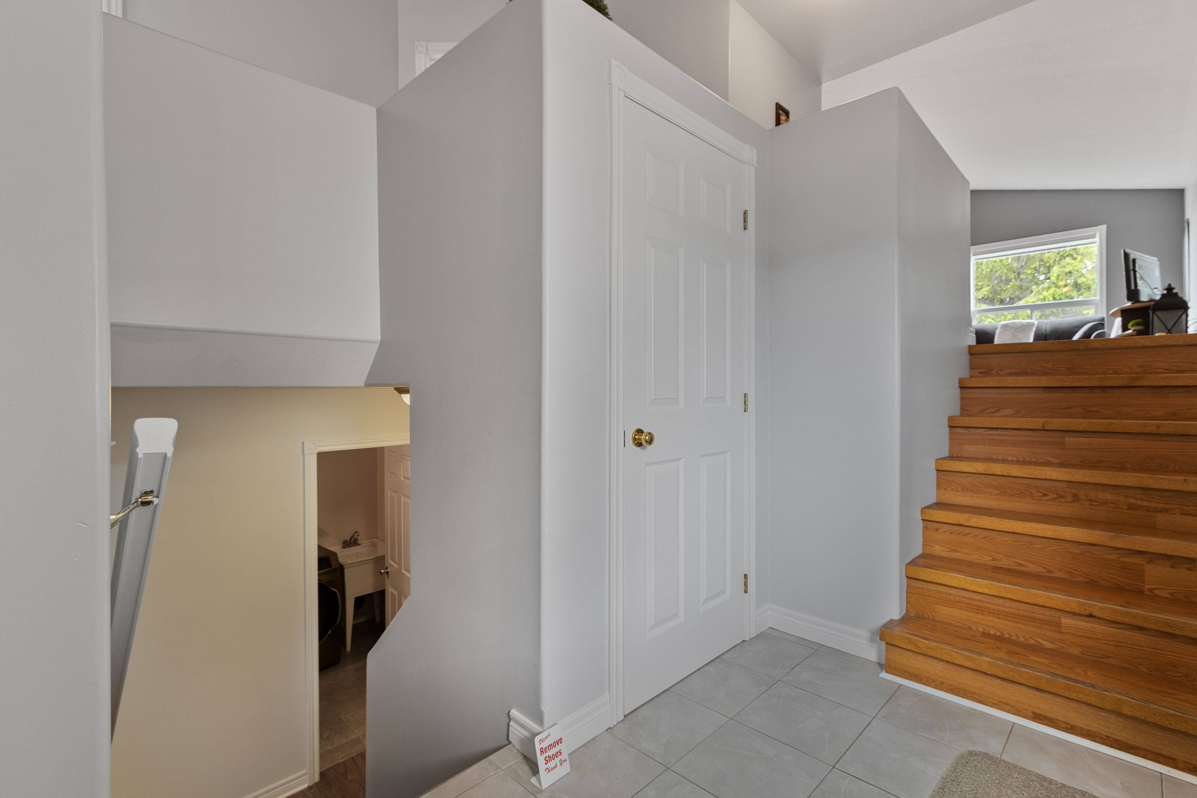 Chatham-kent, ON N7L 0A3,9 Discovery CT