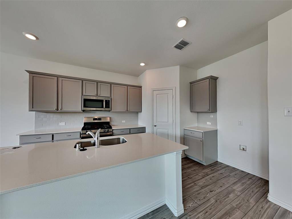 Forney, TX 75126,5604 Elwood Drive