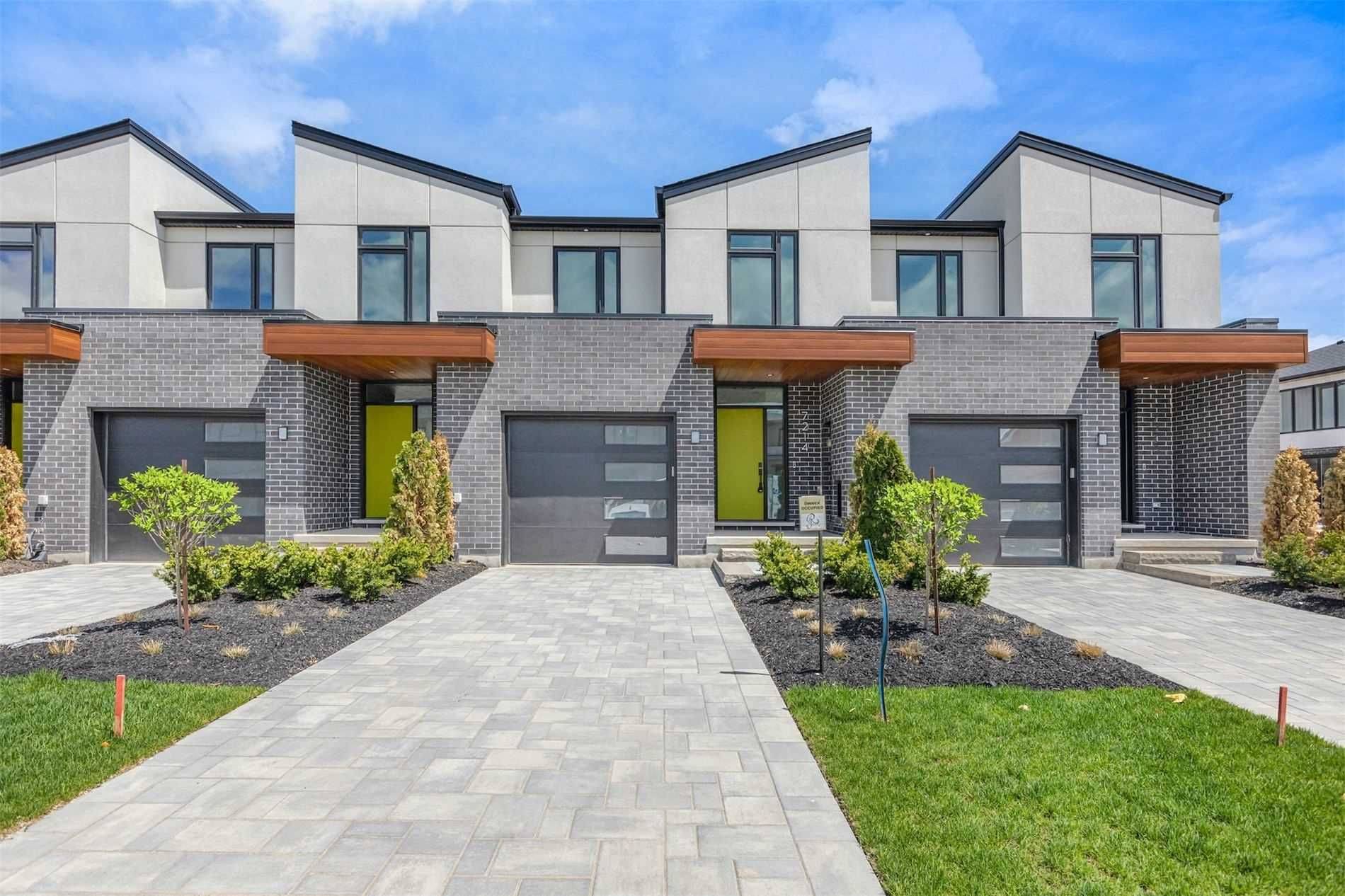 Niagara Falls, ON L2H 3T1,7214 Parsa ST