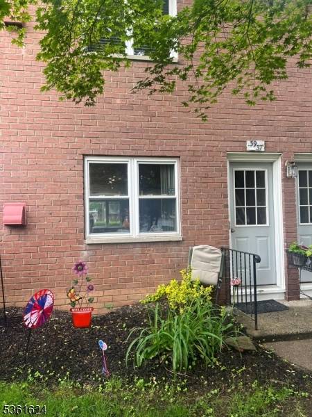 Wayne Twp., NJ 07470,37 Manchester Ct #121